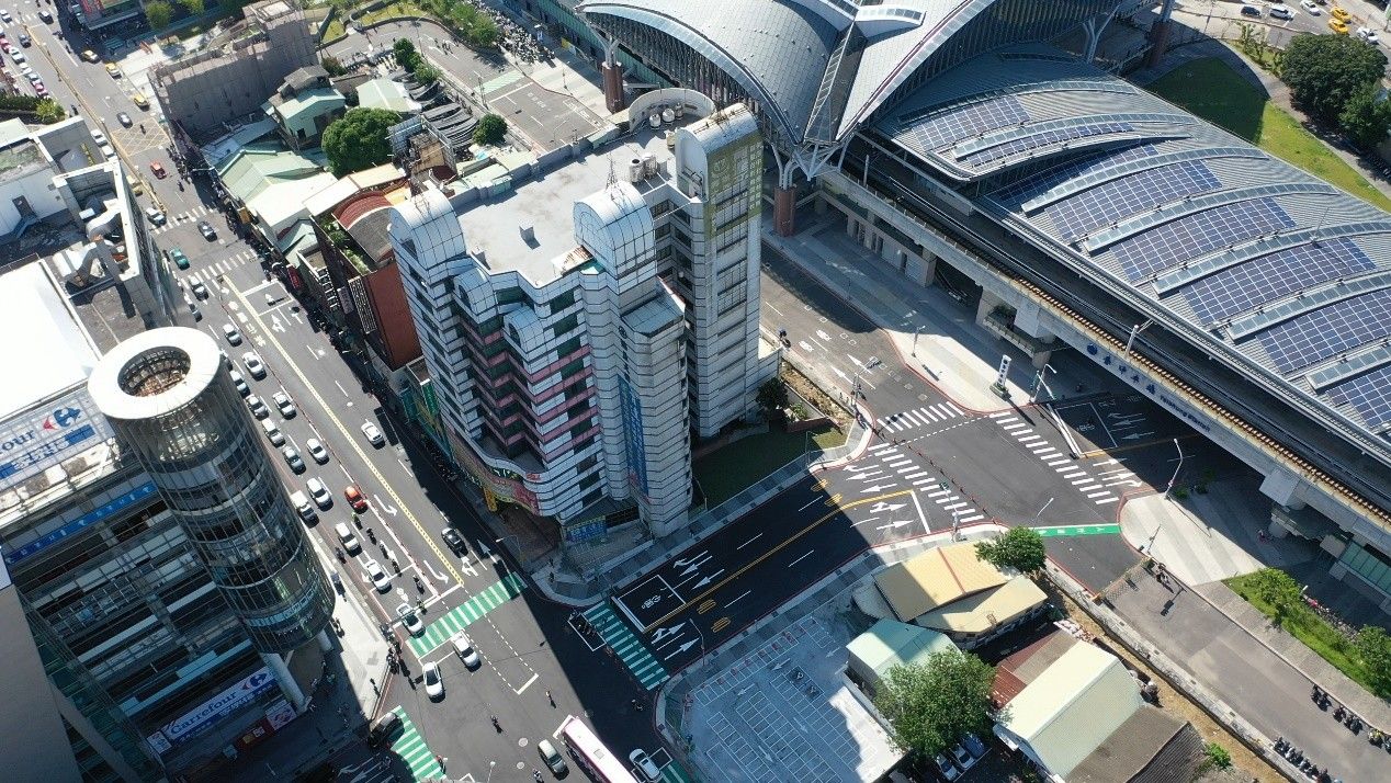 台中市大智路打通工程解決台中車站前後站不通，成功串聯舊市區南北交通。(圖/台中市政府提供)