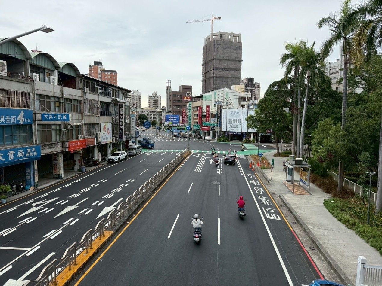台中市建設局執行道路「燙平專案」主要在建構安全、便捷、舒適兼具的優質道路系統。(圖/台中市政府提供)
