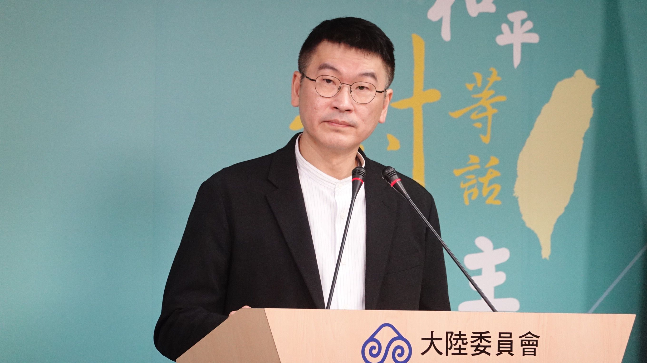 梁文傑3月12日在陸委會例行記者會中回應李貞秀一案，對立法院不予撤職表達遺憾。（楊騰凱攝）