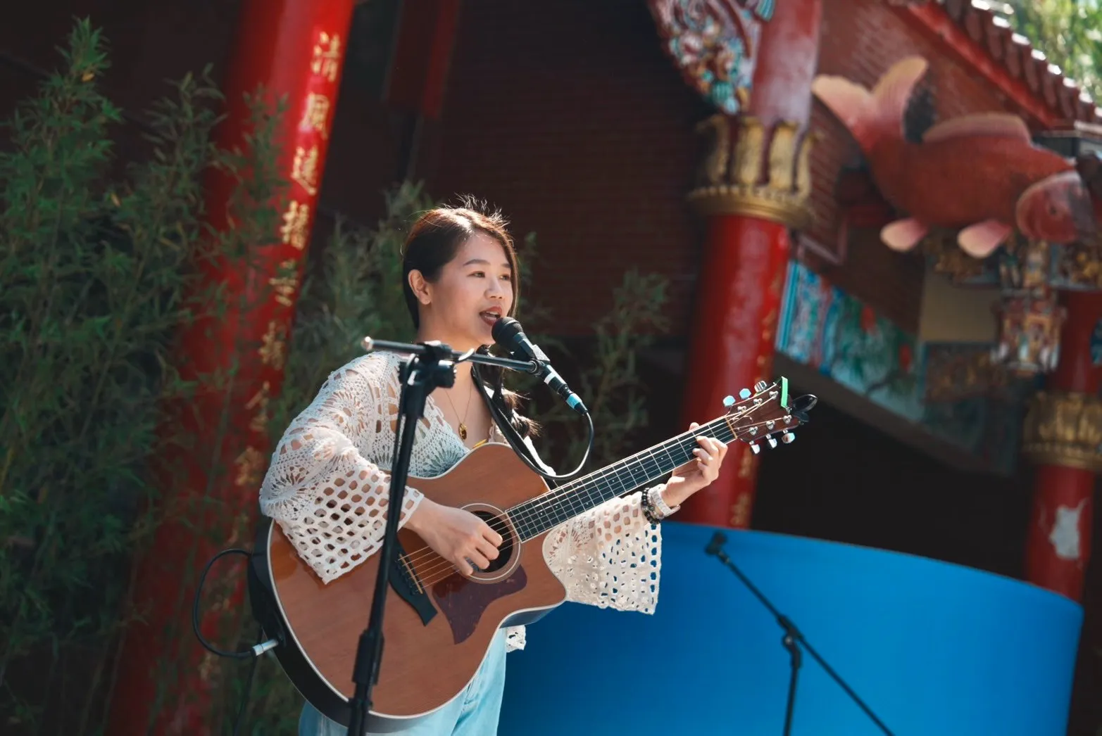 舞台安排精彩的客家藝文表演、親子互動活動，並邀桃園客家星級餐廳主廚現場示範客家料理。（圖／桃園市政府客家局提供）