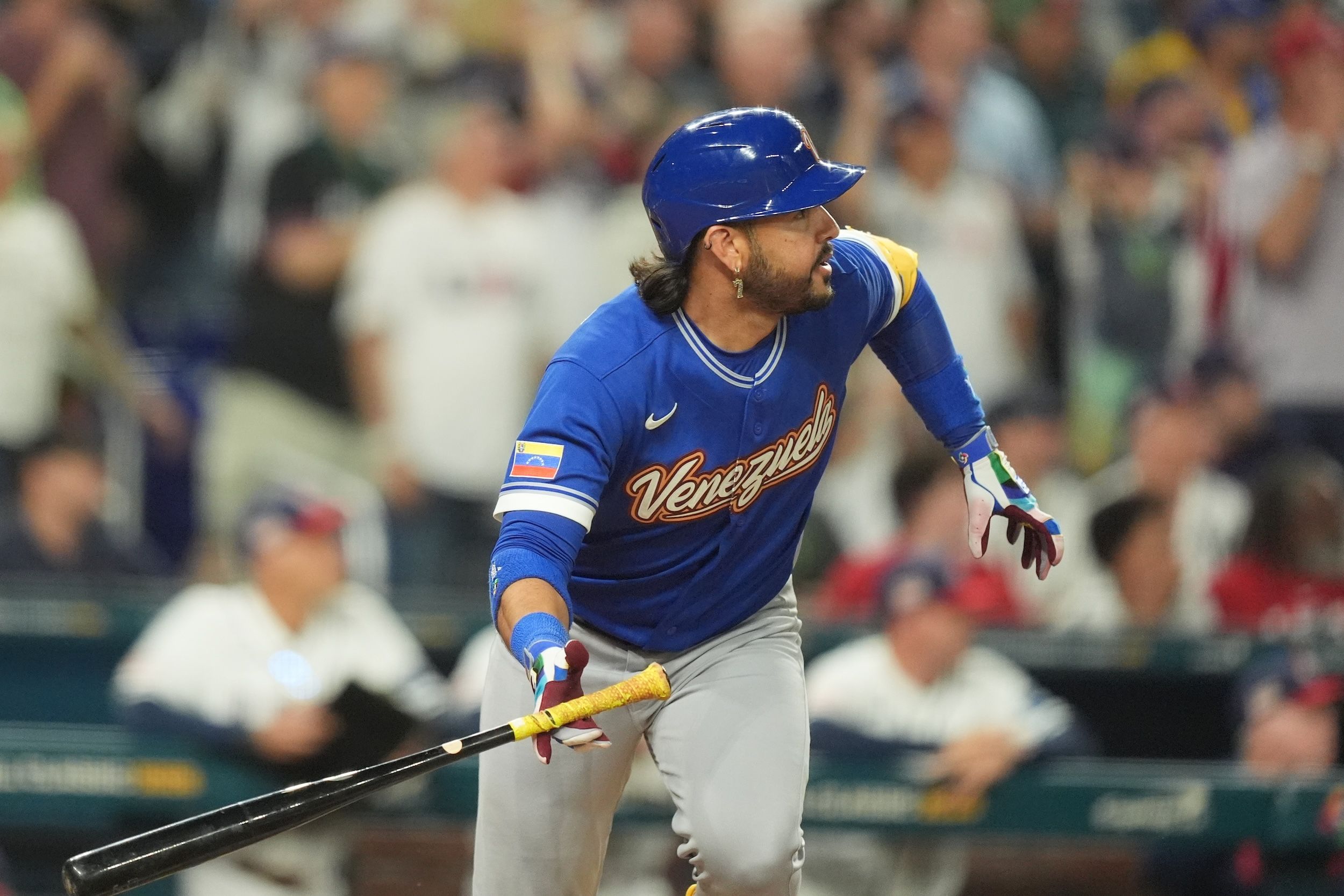 2026年3月17日，委內瑞拉的蘇亞雷斯在第九局敲出價值連城的二壘安打。（美聯社）