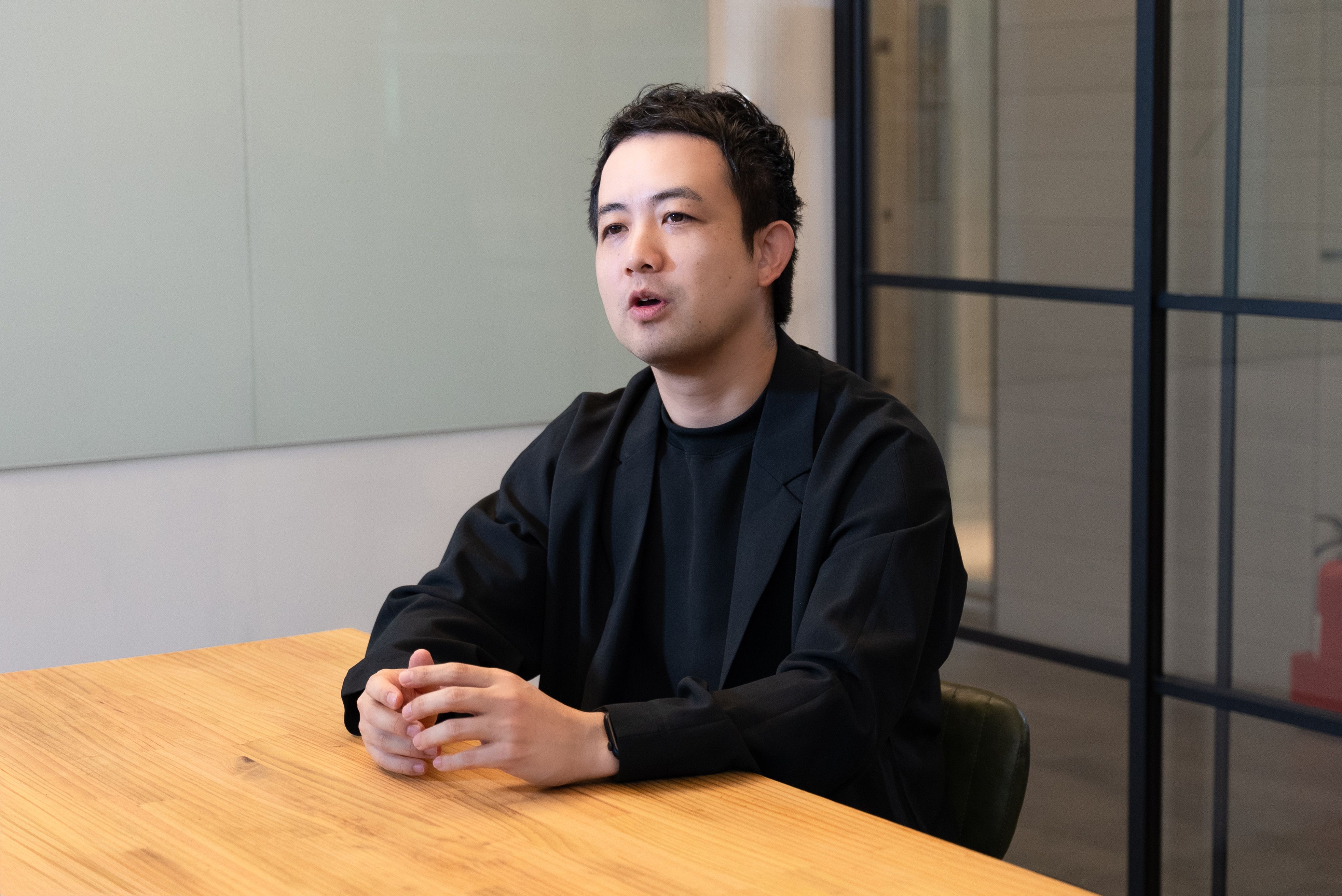 都内最大級のタクシー車内サイネージメディア「GROWTH」が合弁会社を通じて台湾市場に参入し、地元配車アプリと連携して5大都市圏で広告配信を本格始動した;ベクトル台湾の木下代表。ニューステクノロジー