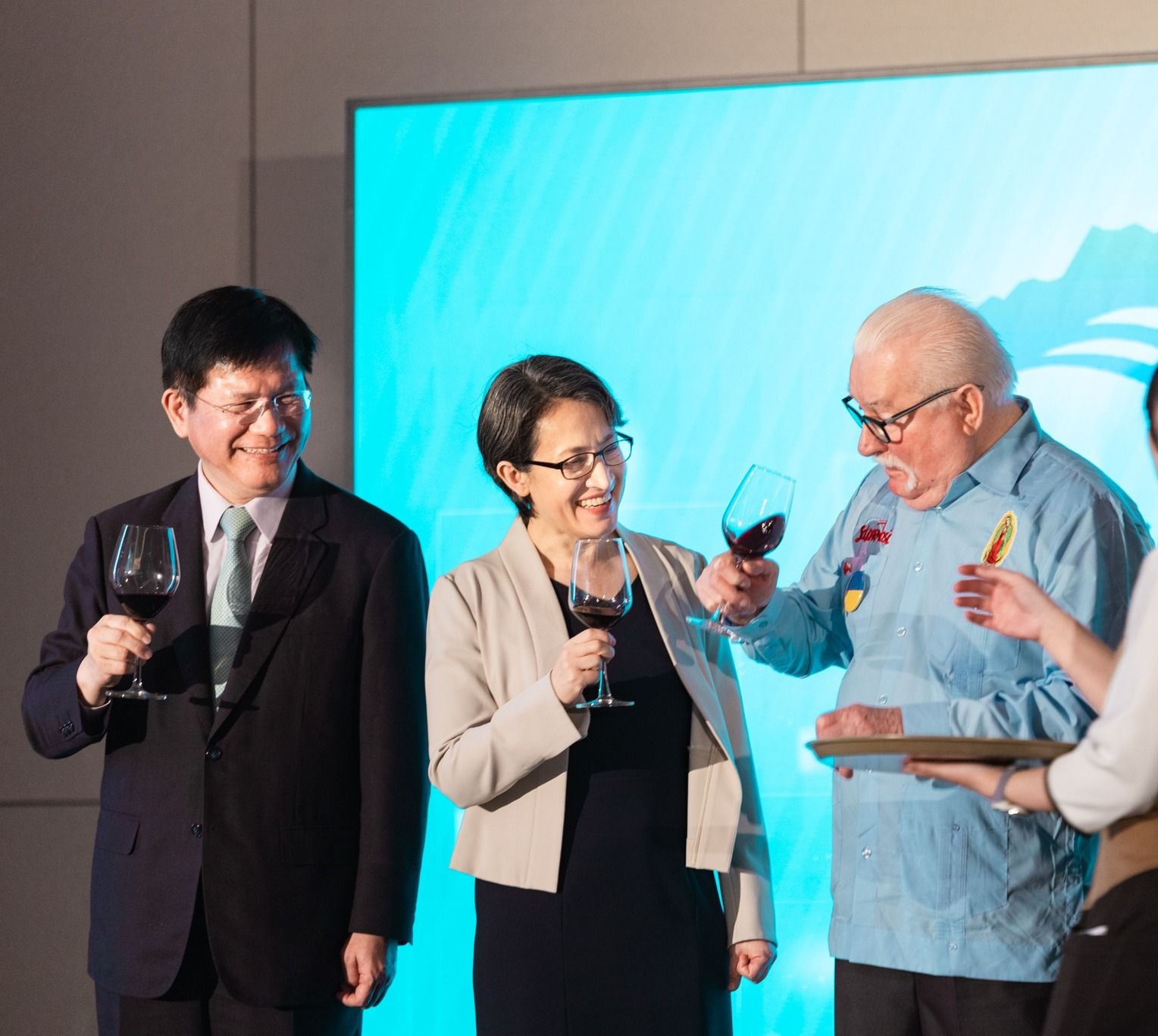 20260316-波蘭首任民選總統華勒沙（見圖）16日受邀於第9屆玉山論壇議程首日午宴期間，與我國副總統蕭美琴同場發表專題演說。（取自林佳龍臉書）