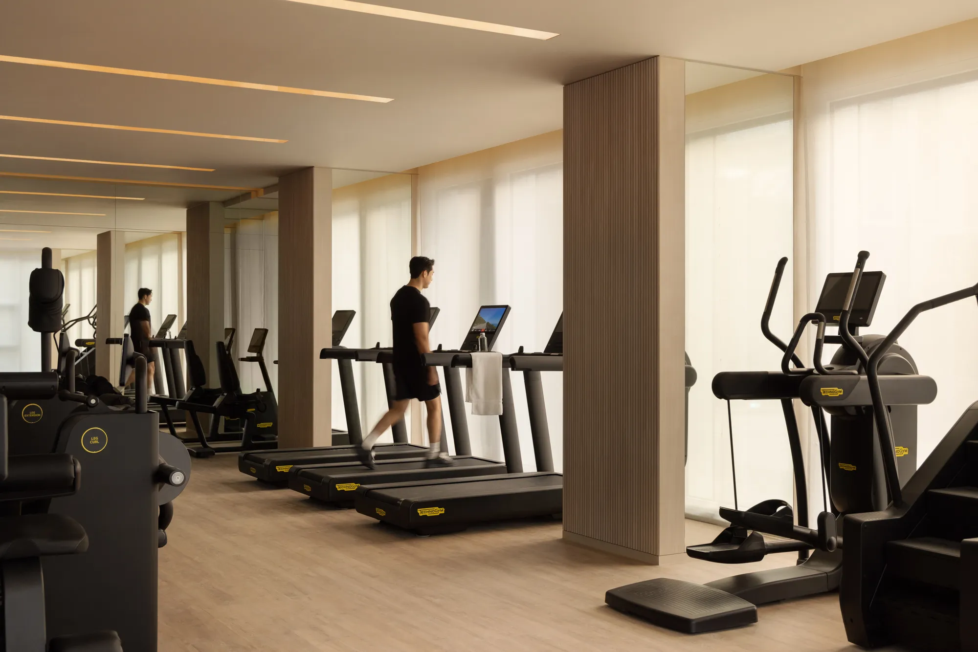 以 Technogym Biostrength AI 智能訓練系統，實現精準且高效的個人訓練