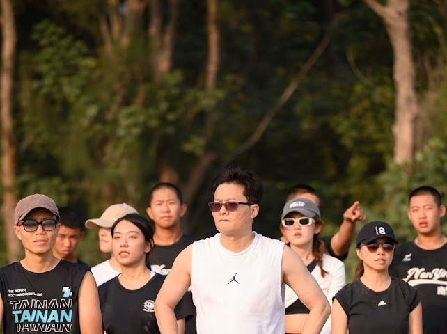 徐健麟親自上場，邀選手深度體驗台南。（圖/台南市政府）