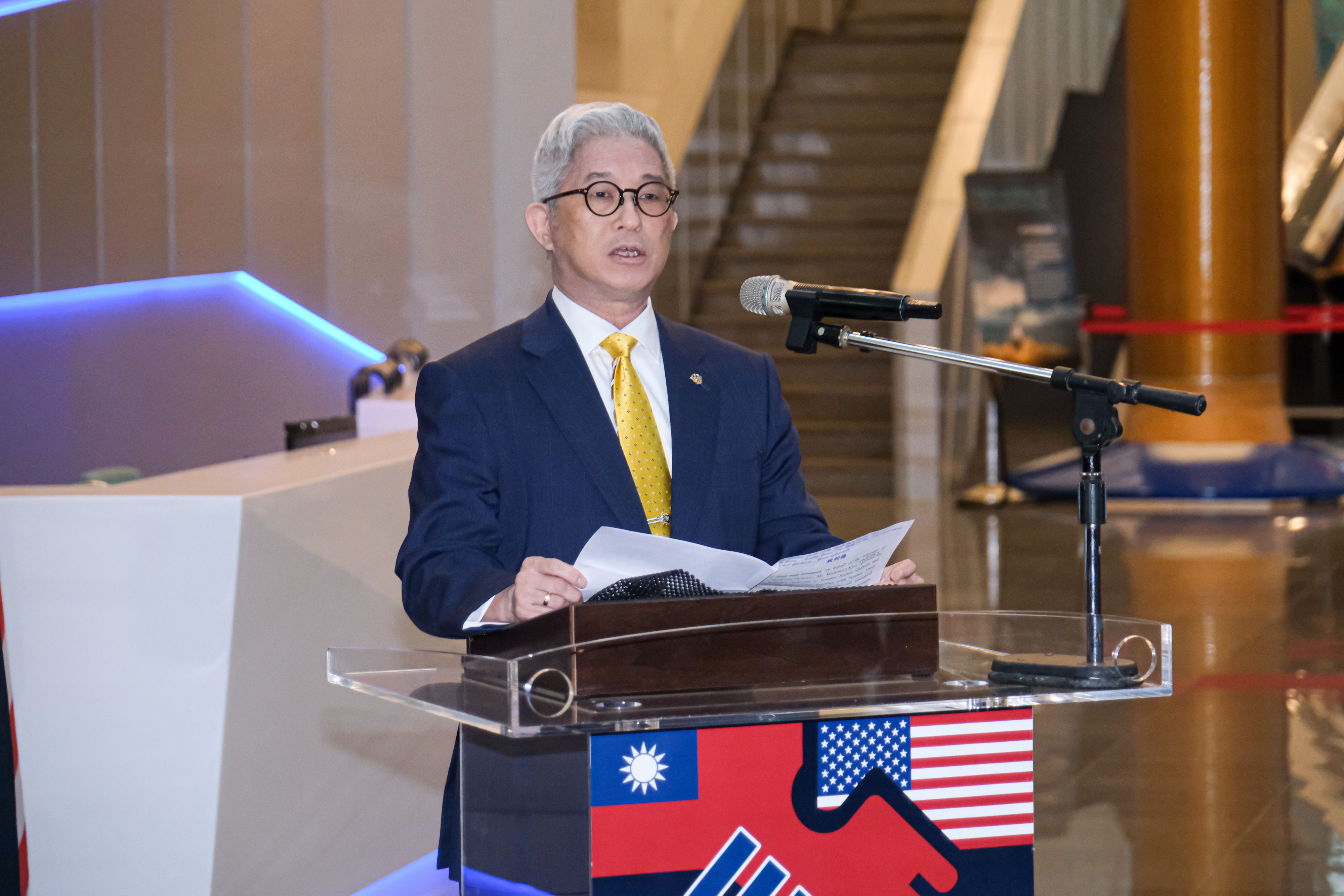 20260330-美國聯邦參議員訪團30日參訪中科院，圖為國防部軍政副部長徐斯儉。（劉偉宏攝）