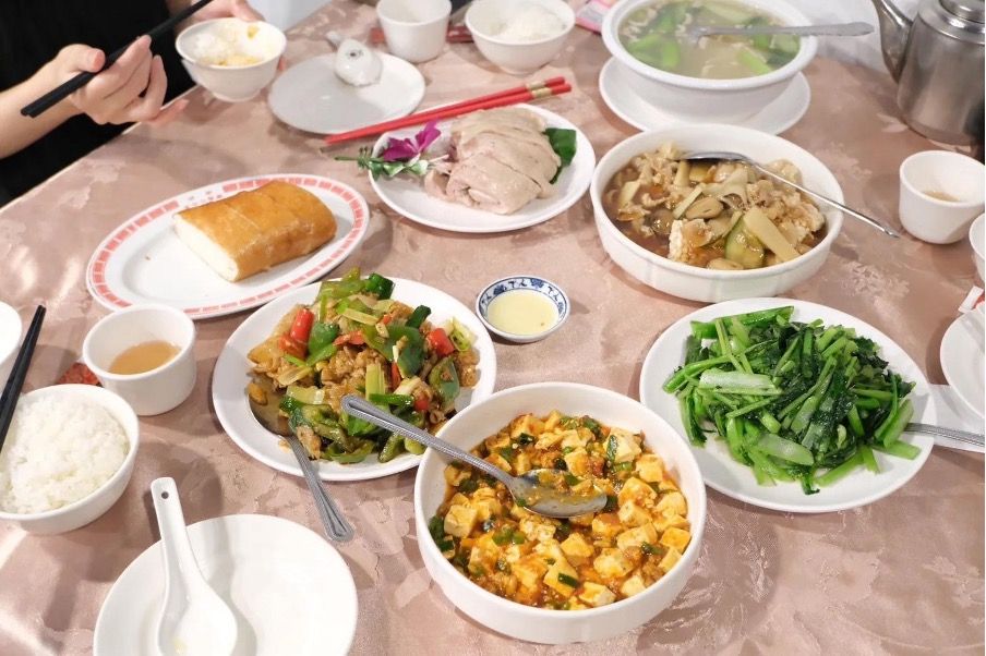 台北合菜推薦：小魏川菜。（圖／七分之二的探索提供）