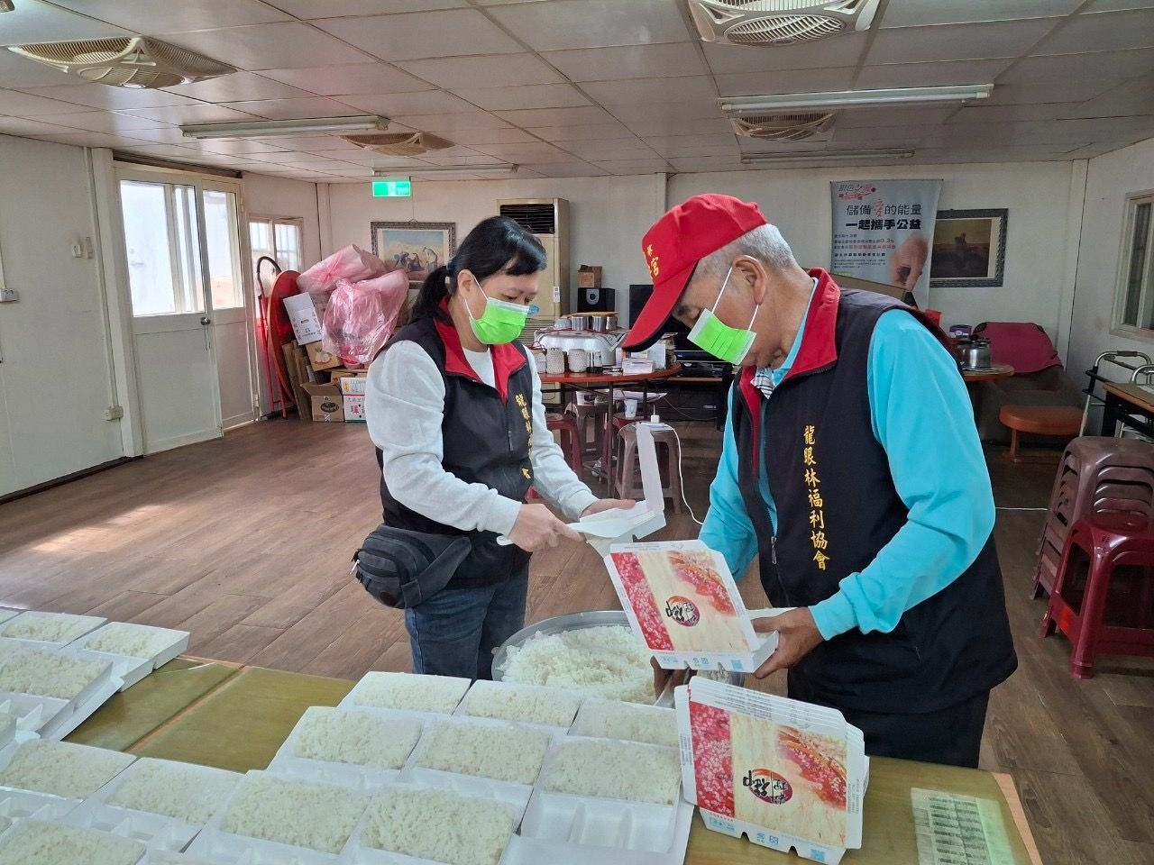 頂新和德文教基金會「食公益捐助計畫」已邁入第 12 屆，累計捐助逾 3,500 萬元、服務超過400 萬人次。(頂新和德文教基金會提供)