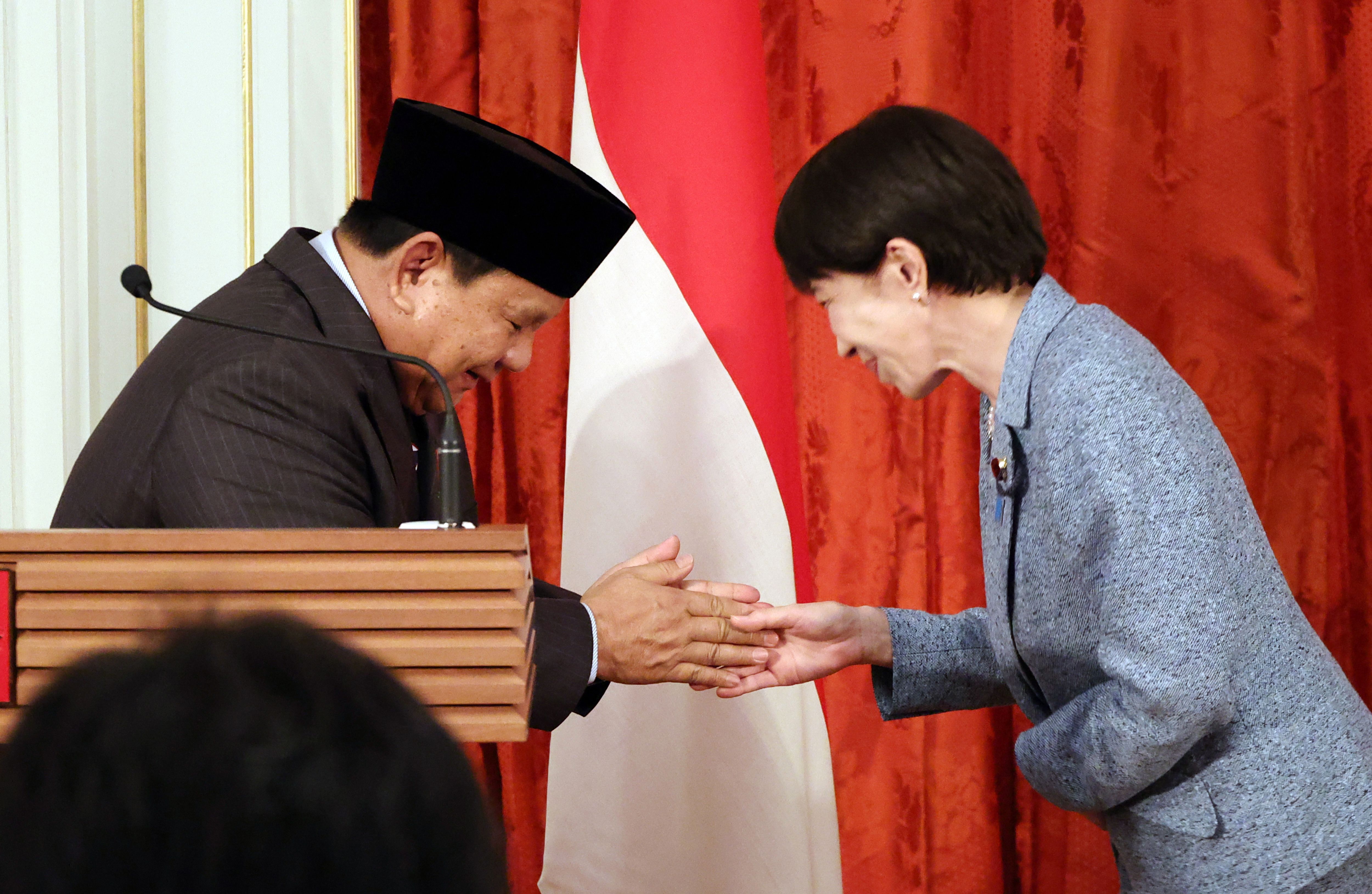 日本首相高市早苗與印尼總統的普拉伯沃（Prabowo Subianto）3月31日在東京會面，同意加強能源安全領域的協調合作。（美聯社）