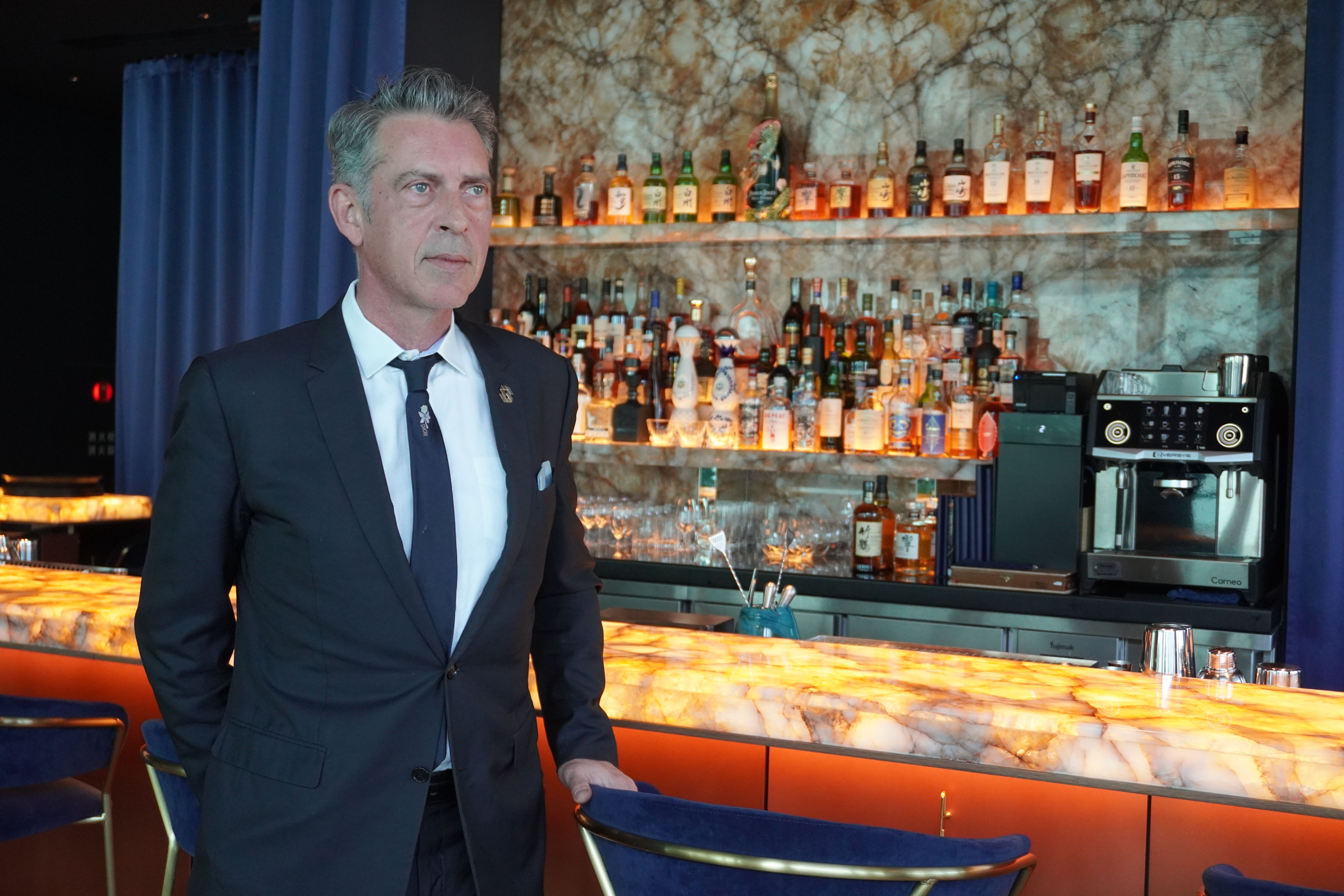 銀座の新たな社交空間で、創立者ステファン・ラフェイ氏が国際的な体験価値を語る。写真/ゆい（＠yui.injp）