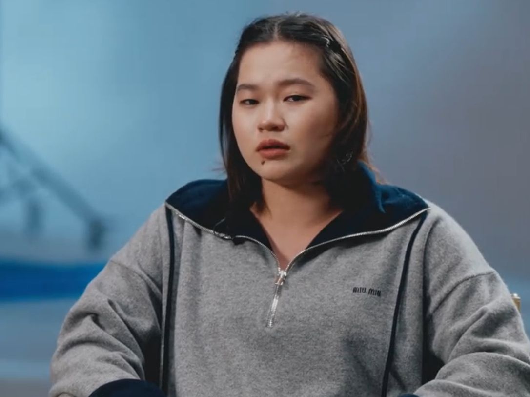 曾以「水花消失術」驚艷世界的中國跳水女王全紅嬋，透過專訪自曝被集體霸凌。（翻攝自社群影片）