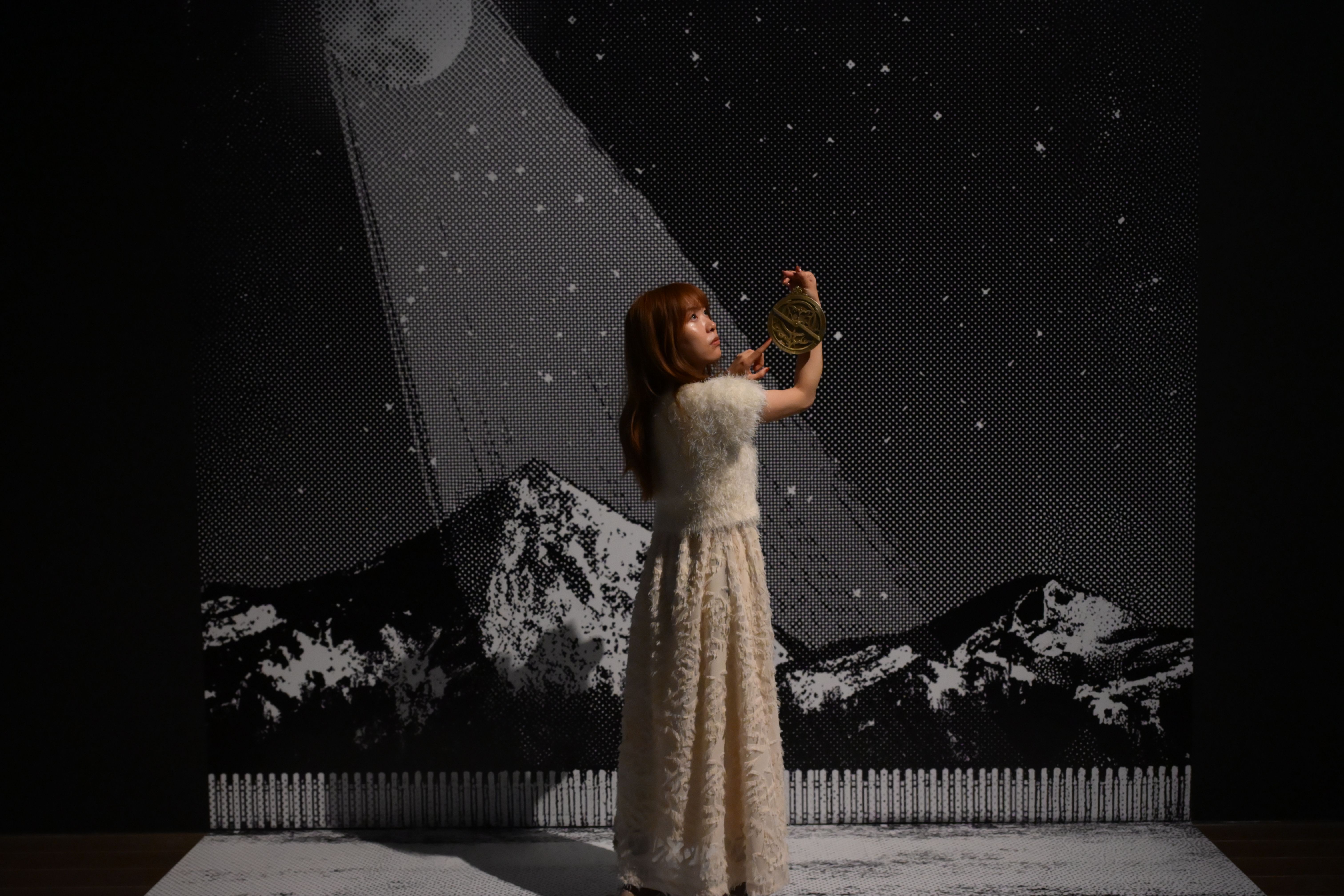 人気マンガ『チ。』の世界観を六本木ヒルズの絶景とともに体感し、信念と宇宙の真理に触れる特別展が本日開幕。英氣 Eiqui（＠eiqui_888）