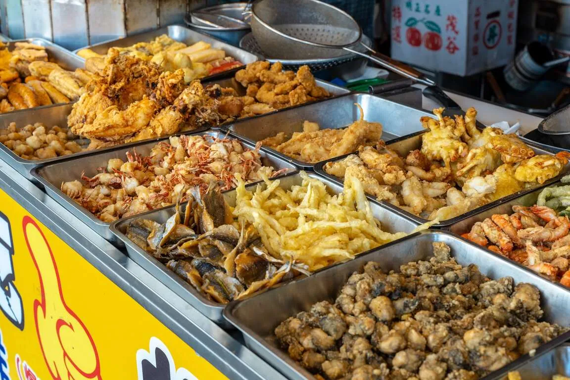 蚵仔寮漁港。（圖／取自高雄市政府觀光局）