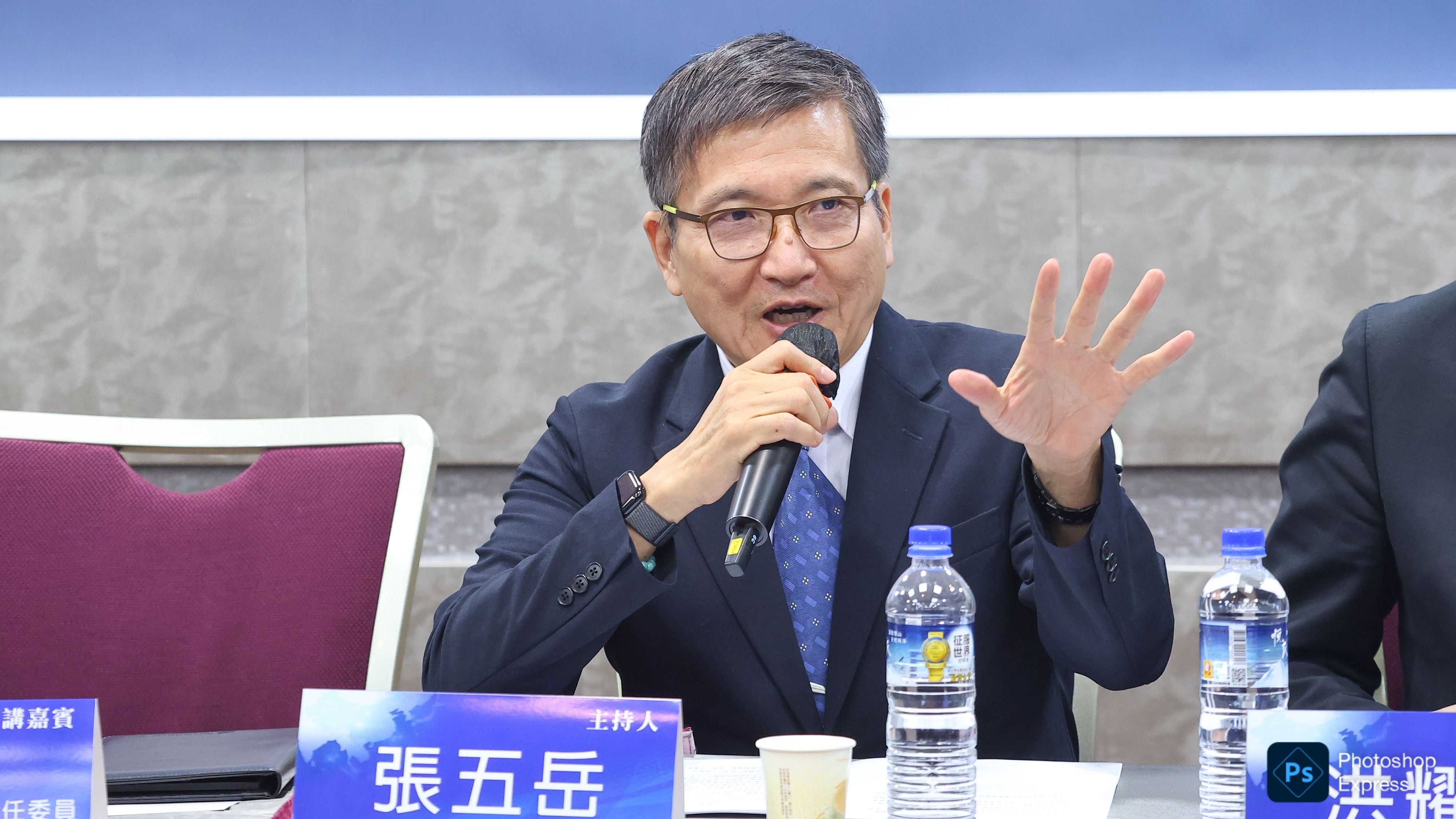 20260421-淡大兩岸關係研究中心主任張五岳21日出席「從習鄭會前瞻川習會，探討中共對台政策」座談會。（顏麟宇攝）