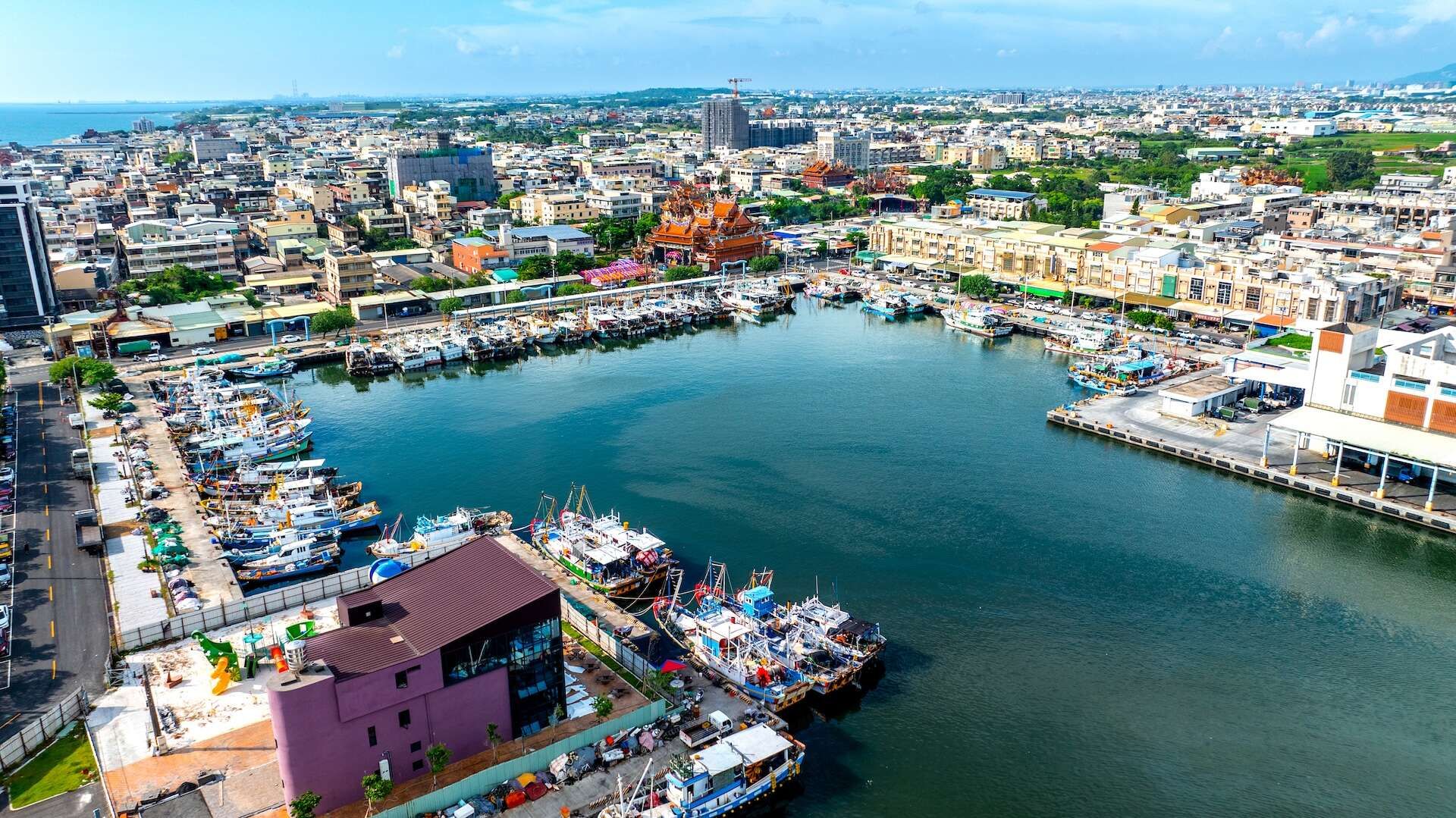 高雄最強五景點：蚵子寮漁港。（圖／取自高雄旅遊網）