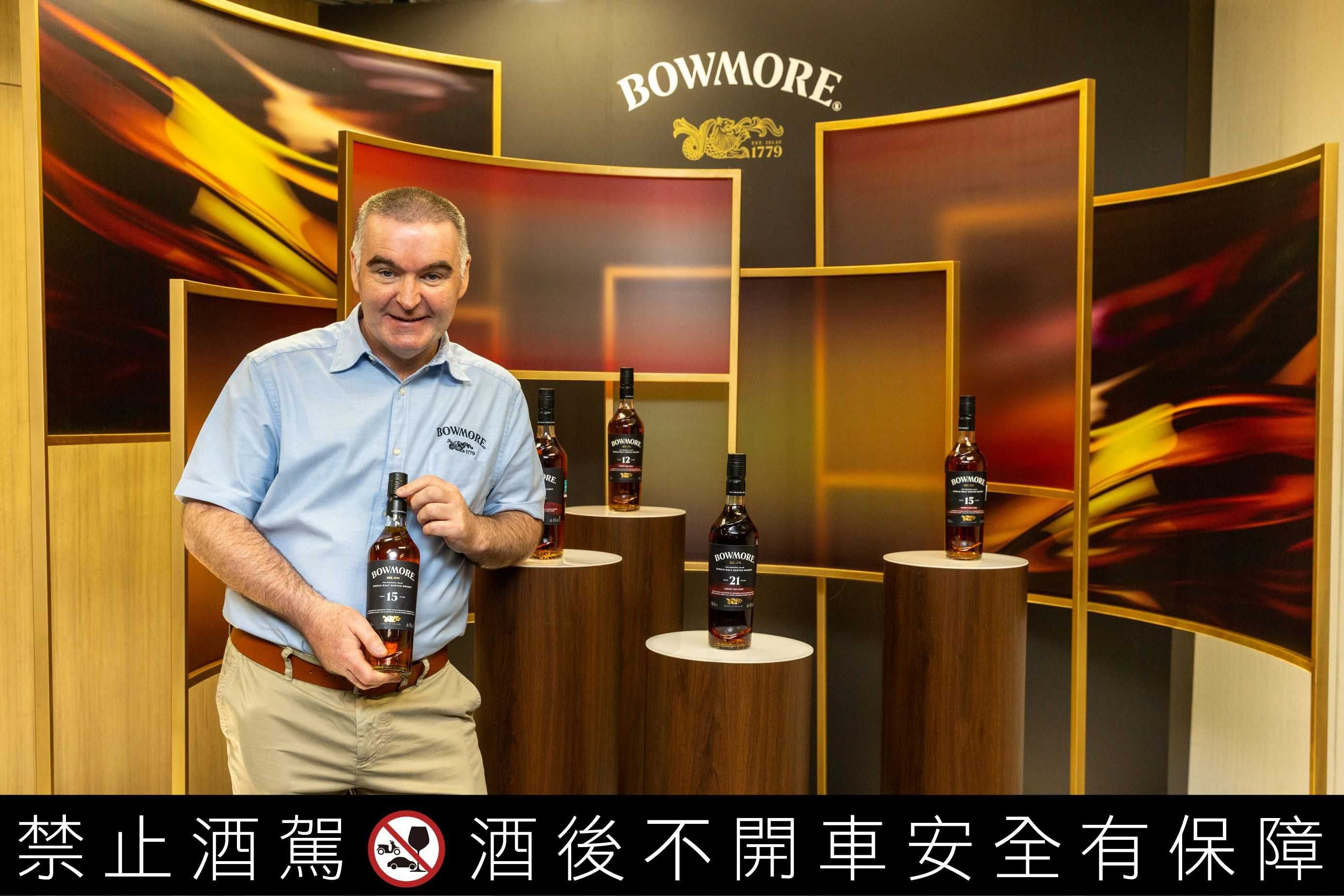 波摩風味掌舵者-酒廠經理David Turner首度來台，擁有逾30年製酒經驗，揭開酒廠最核心的風味之源，分享如何以時間淬鍊經典風味。