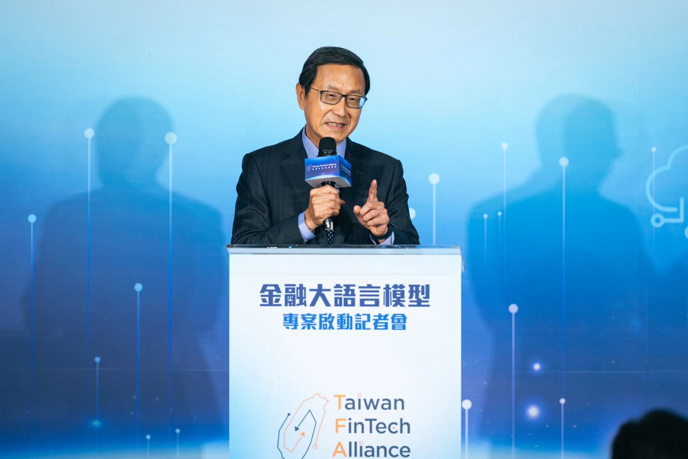 20260422－金融大語言模型專案啟動，中國信託銀行董事長陳佳文致詞。（金融總會提供）