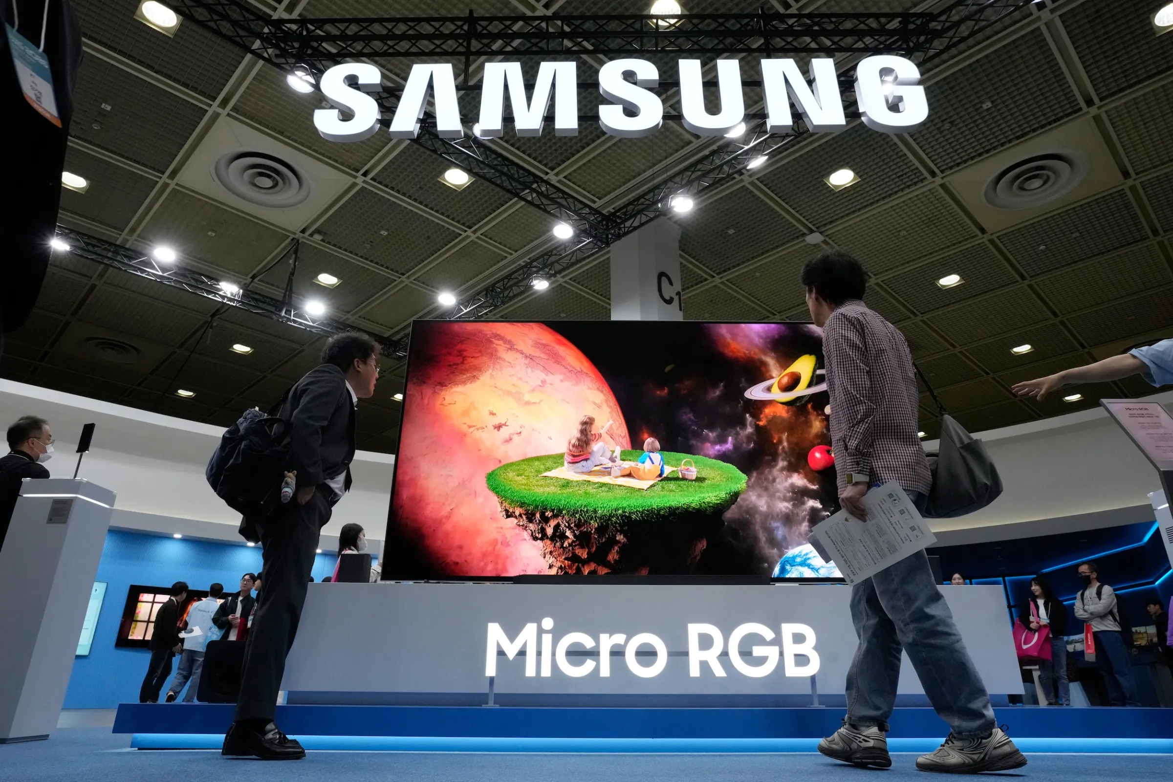 2026年4月22日，韓國首爾世界IT展的三星電子攤位。（美聯社）