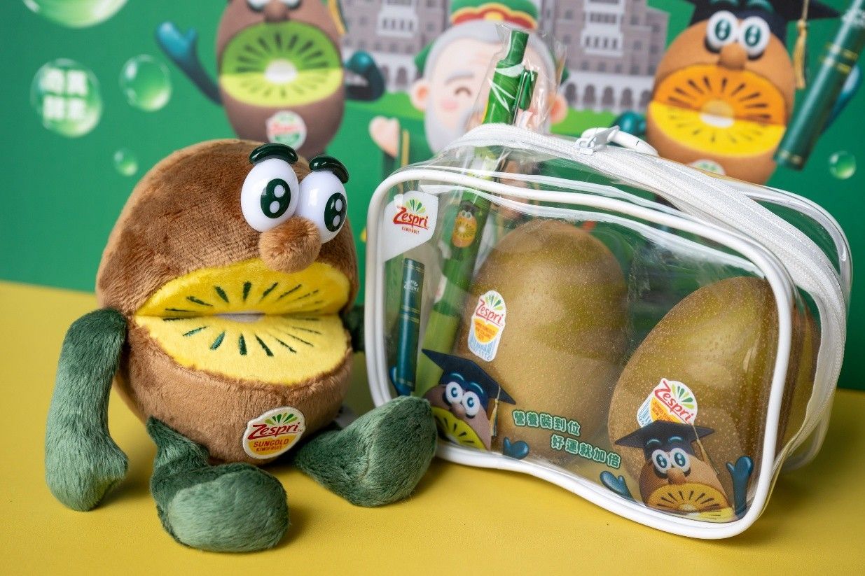 Zespri 活動現場推出「Zespri 滿分營養應援包」，結合奇異果高營養密度特性，從營養補給到心理支持，陪伴考生在關鍵時刻穩定狀態、全力迎戰考場。
