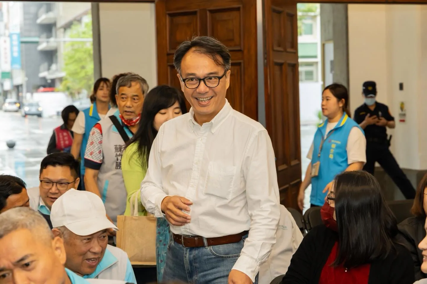 市議員李國璋強調，新竹市需要的不是一個最會喊價、最會轉彎的人，而是一個真正有能力把城市顧好的人。（圖／翻攝李國璋臉書）