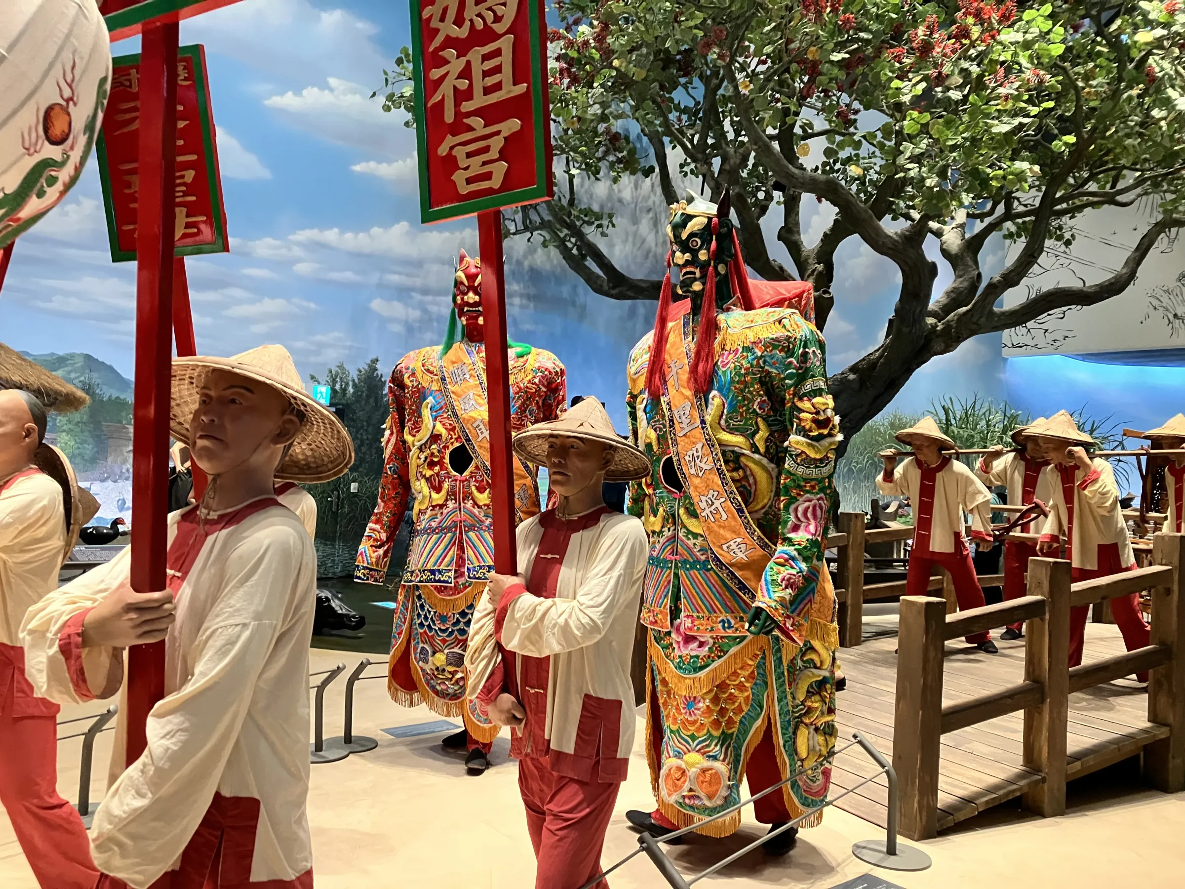 國立臺灣歷史博物館は、台湾の歴史と文化を深く学べる博物館で、先史時代から現代までの展示を通じて、台湾の歴史を理解することができる。（写真/小田撮影）