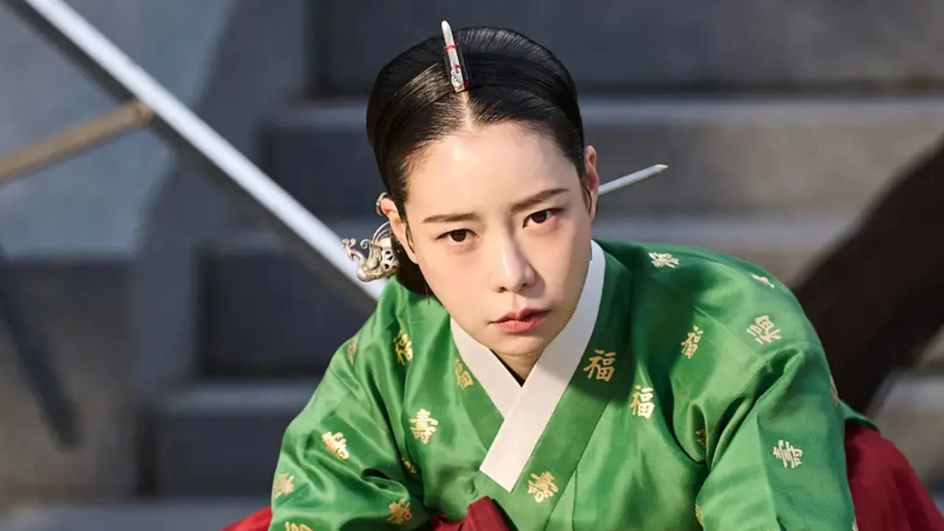 Netflix 韓劇《我的王室死對頭》一上線直接擠下同期強檔《秒殺愛情》、《地獄占星師》衝上收視第一，成為 2026 開春最強話題神劇！（圖／取自imdb）