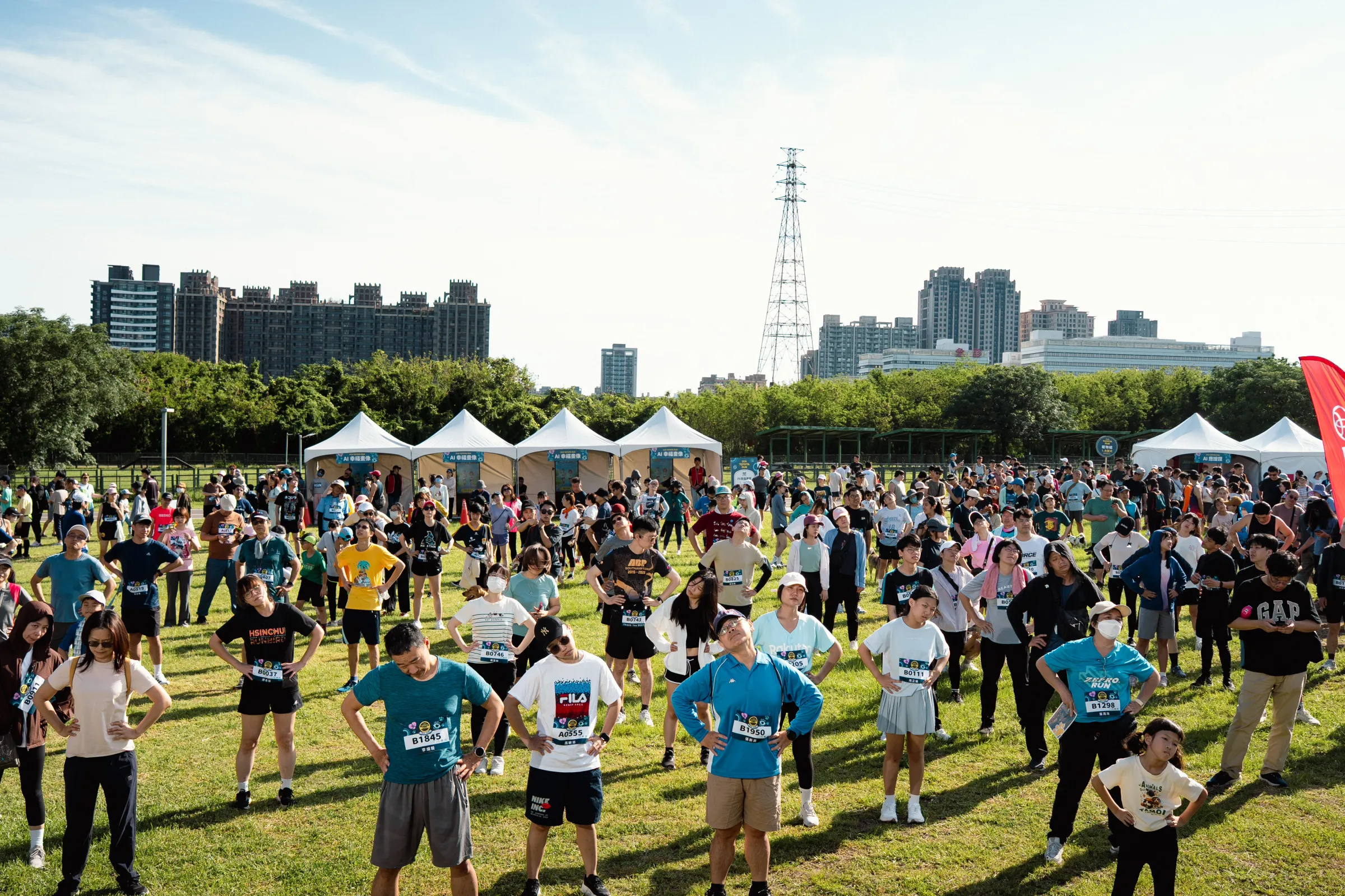 由 TOYOTA 主辦的年度盛事「2026 TOYOTA RUN 新竹寵物場」，成功吸引超過 3,000 名跑者與愛寵家庭齊聚一堂。(圖:和泰汽車)