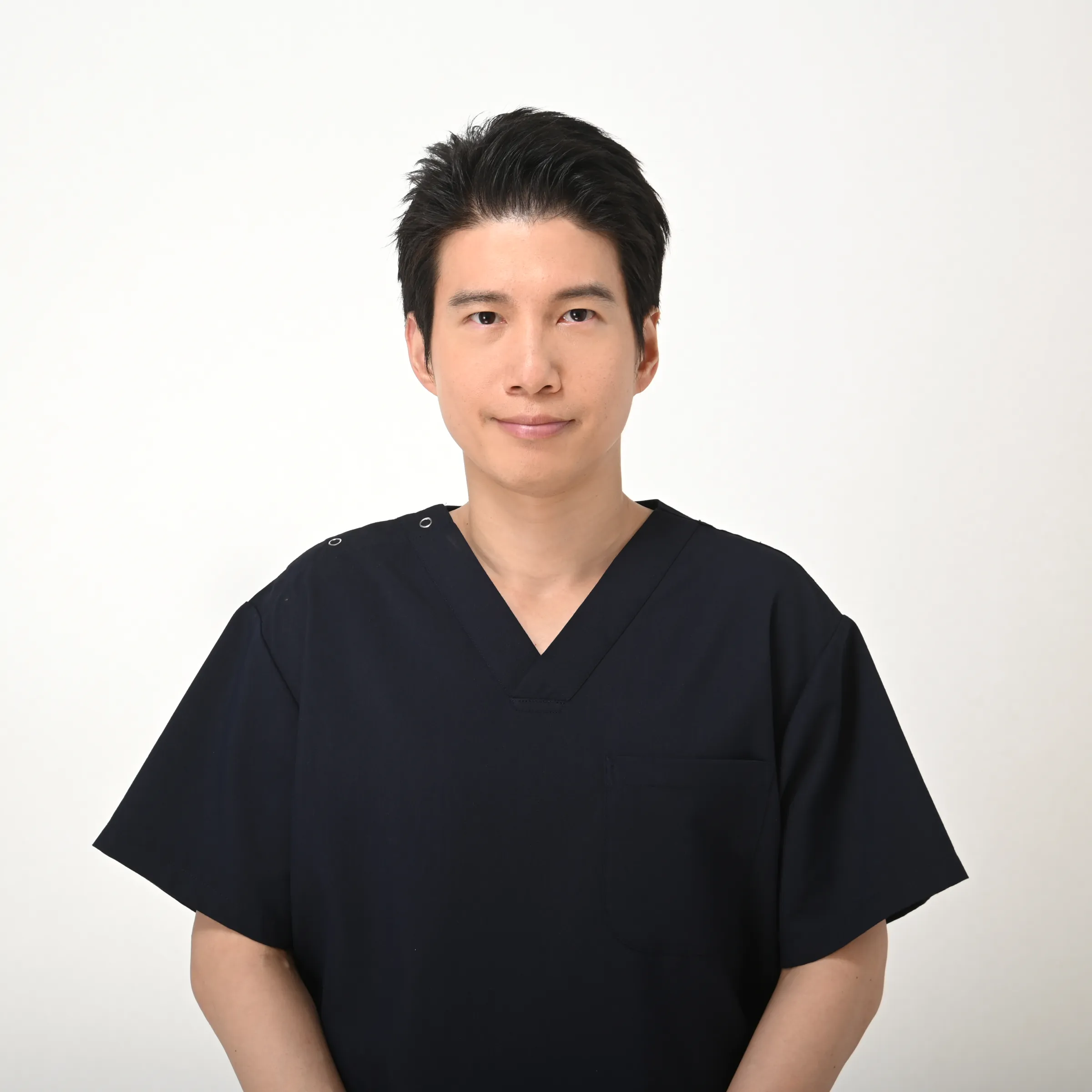 台湾出身の林家勳医師が西新宿に三カ国語対応の美容クリニック「The Arte Clinic」を開院し、最新機器を用いたメンテナンス型エイジングケアを提供する。The Arte Clinic
