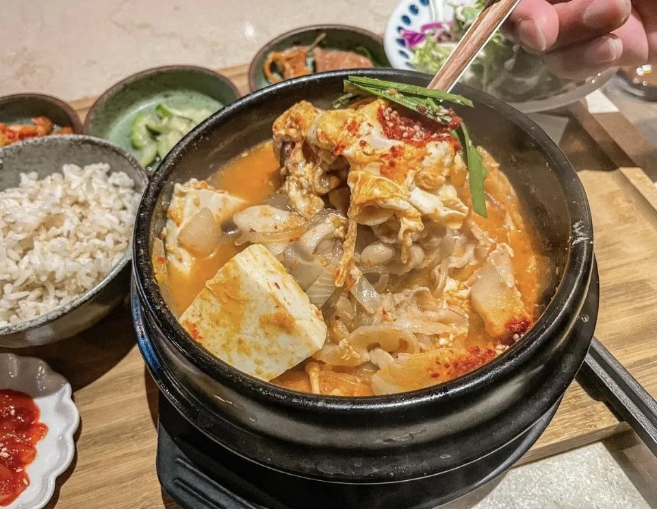 捷運紅線美食地圖：娘子家咖啡（南西店）。（圖／台灣旅行小幫手提供）