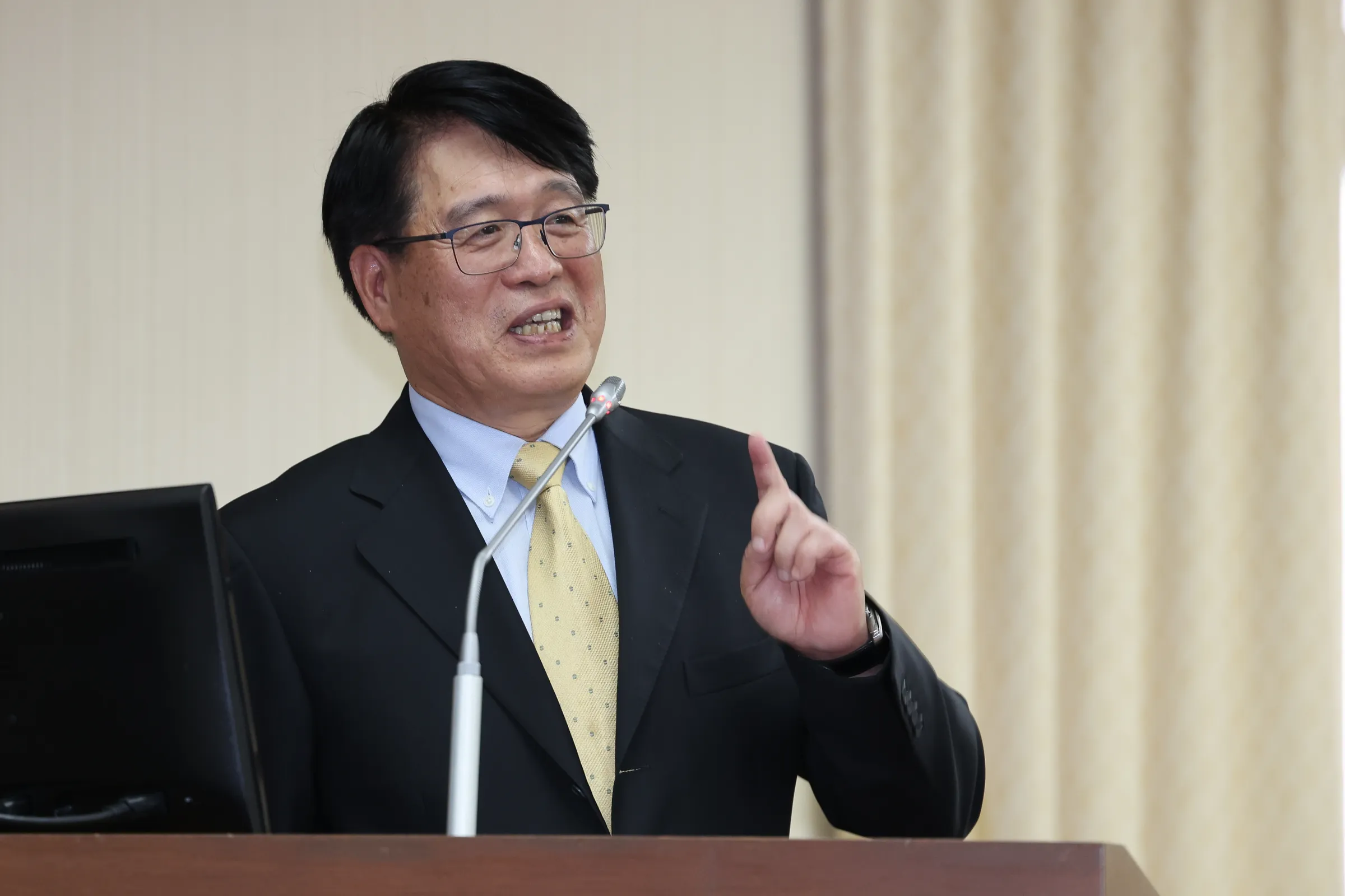 20260527-立法院內政委員會邀請中央選舉委員會主任委員游盈隆列席報告業務概況，並備質詢。（陳品佑攝）