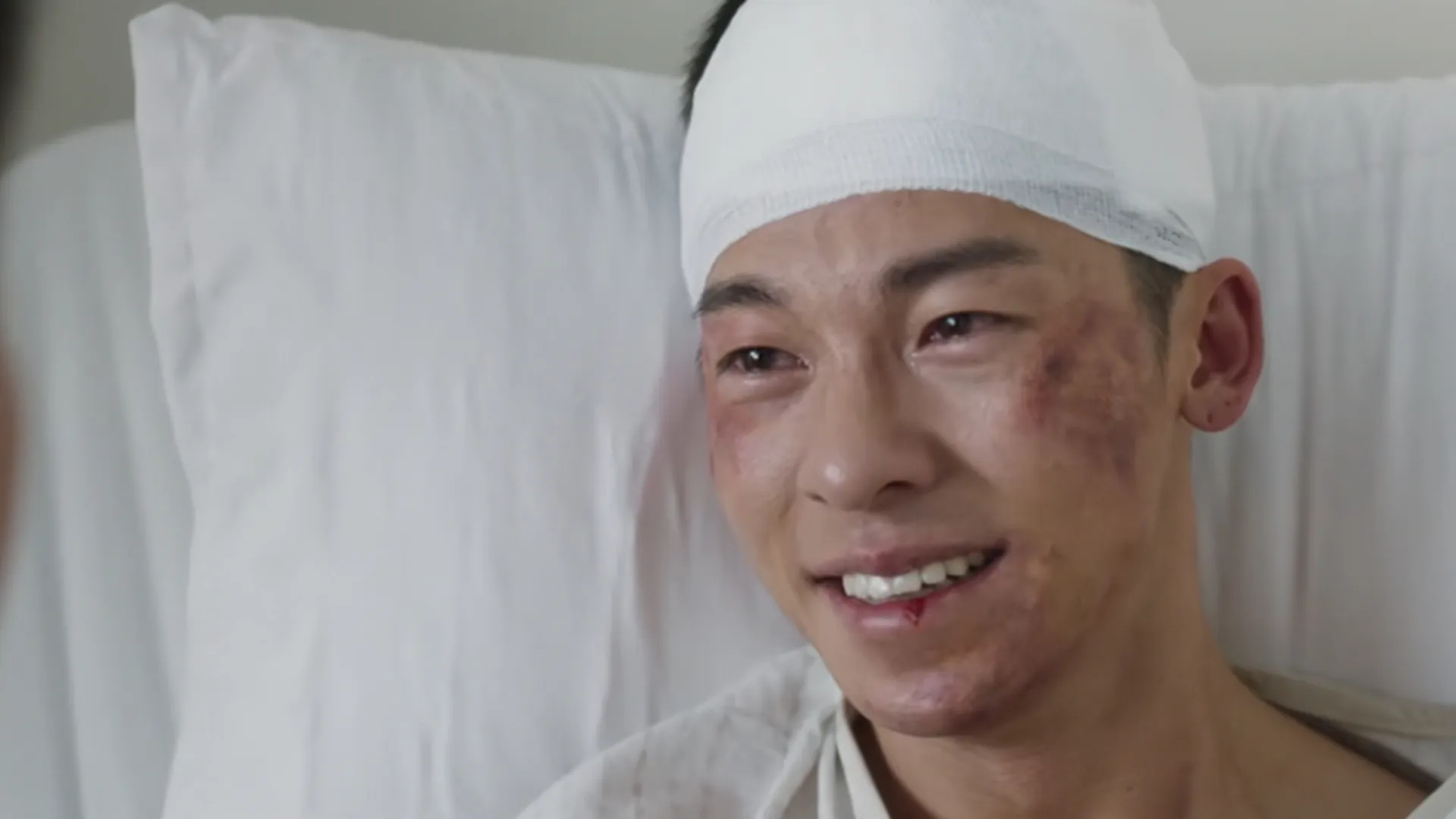 Netflix 必看國片推薦 7、許光漢林柏宏《關於我和鬼變成家人的那件事》劇情亮點評價線上看（圖／取自imdb）