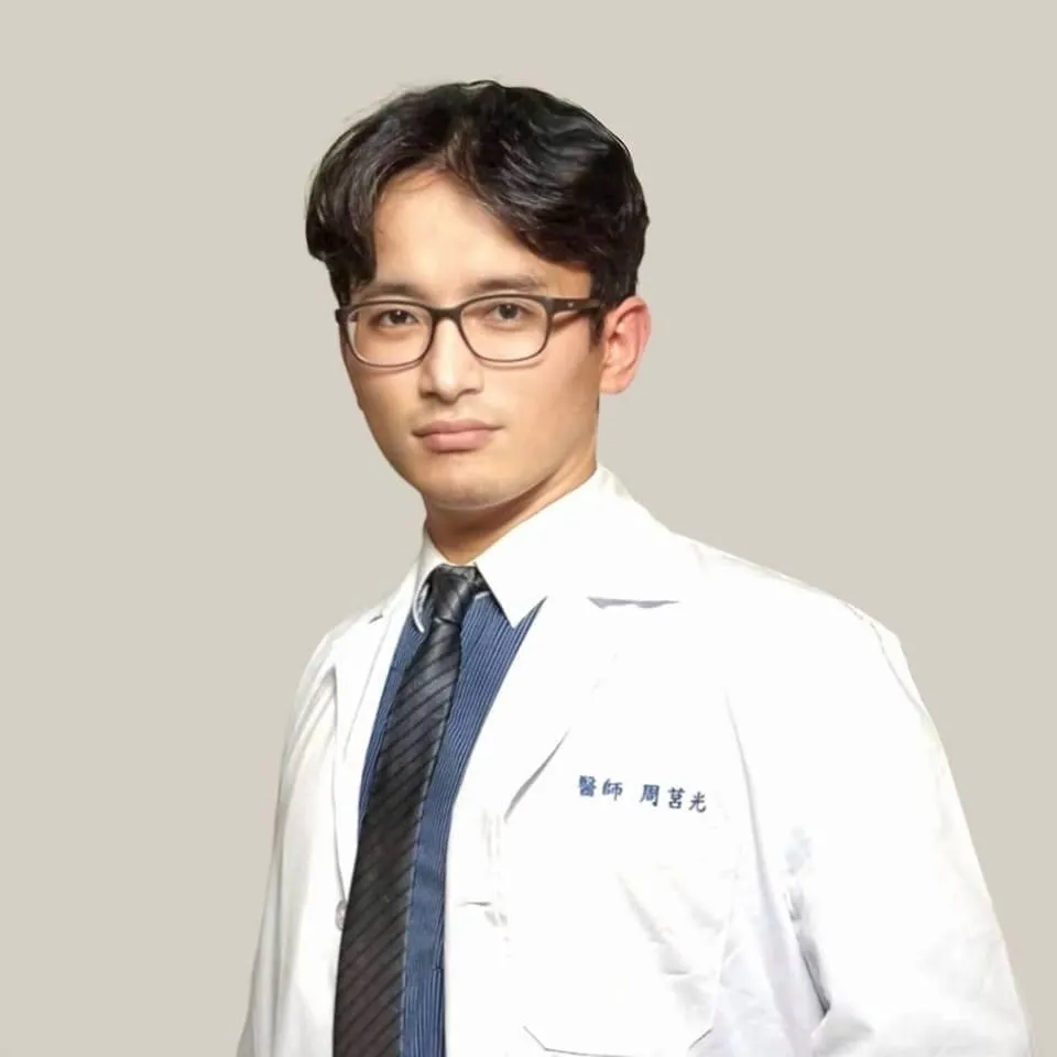 嘉義基督教醫院減重中心主任周莒光醫師說，新版指引優化了藥物啟動時機，醫師可在啟動生活型態管理的同時，評估及早合併 GLP-1 類藥物治療，以加速達成代謝指標改善並降低長期心血管風險。