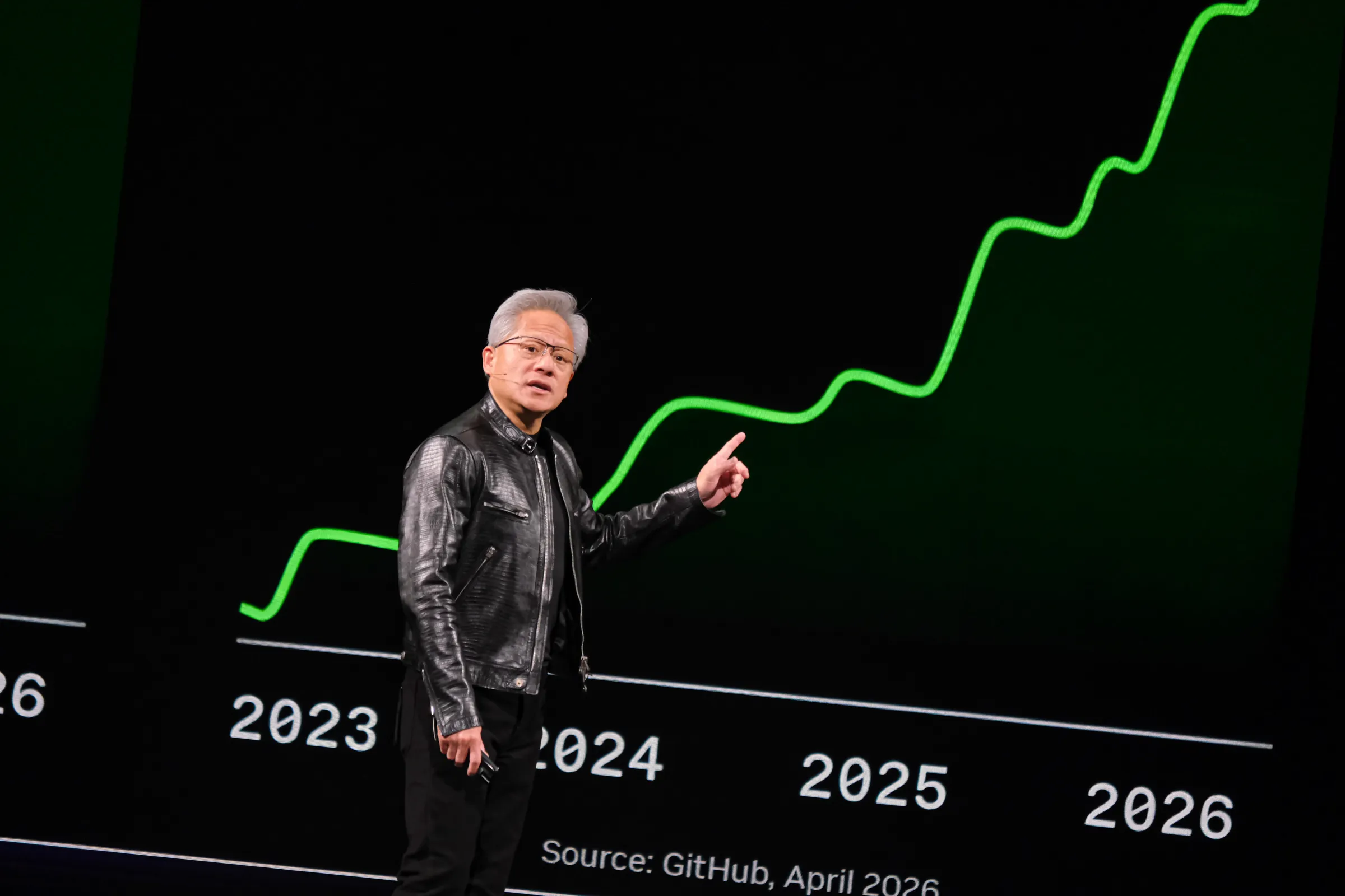 20260601-NVIDIA創辦人曁執行長黃仁勳1日於台北流行音樂中心發表「NVIDIA GTC Taipei 2026黃仁勳主題演講」。（劉偉宏攝）