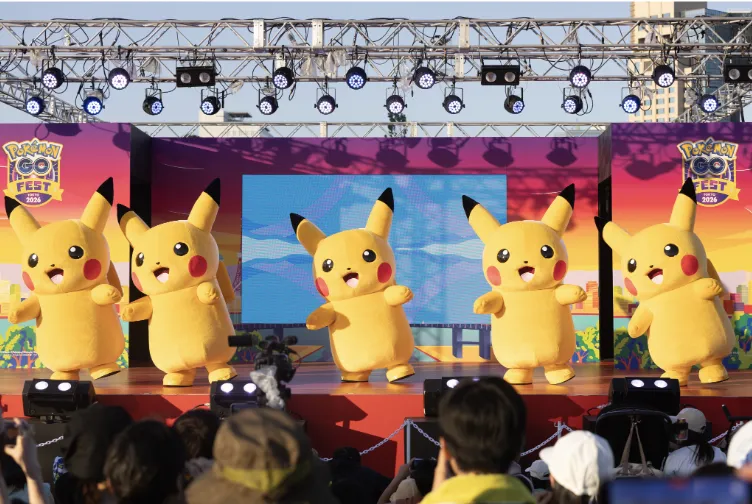 ポケモンGOの10周年を飾る東京初のリアルイベントが開催され、過去最高となる約171万人の参加者が都内を駆け巡った。Pokémon GO広報事務局