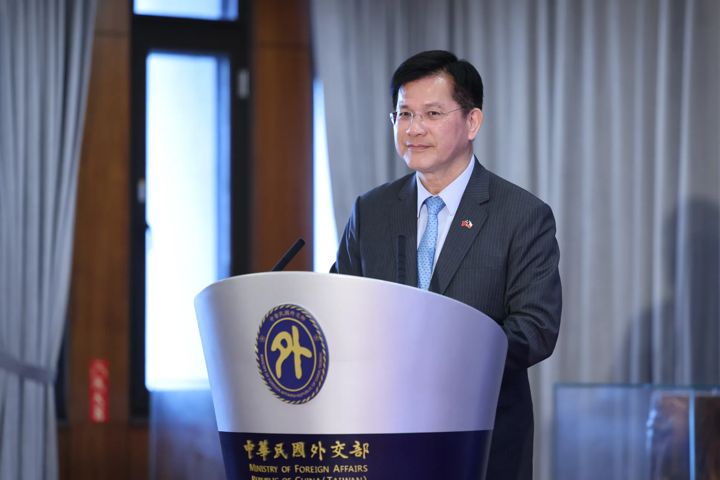 20260604-外交部舉行捷克參議長韋德齊訪團訪台記者會，外交部長林佳龍。（陳品佑攝）
