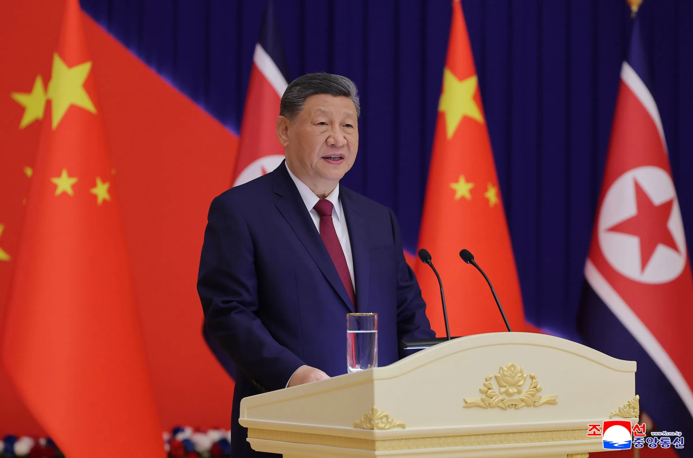 2026年6月8日，中國國家主席習近平和北韓領導人金正恩在平壤會晤。（美聯社）
