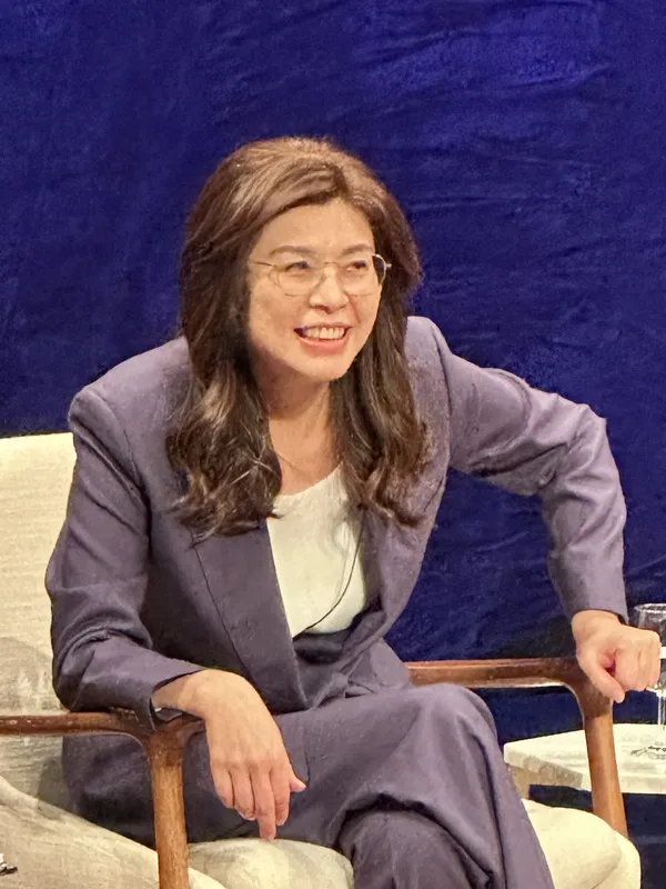 鄭麗文出席紐約智庫活動 國民黨主席鄭麗文在「亞洲協會」8日公開座談活動中，接受與談人與參加者提問。中央社記者廖漢原紐約攝115年6月9日