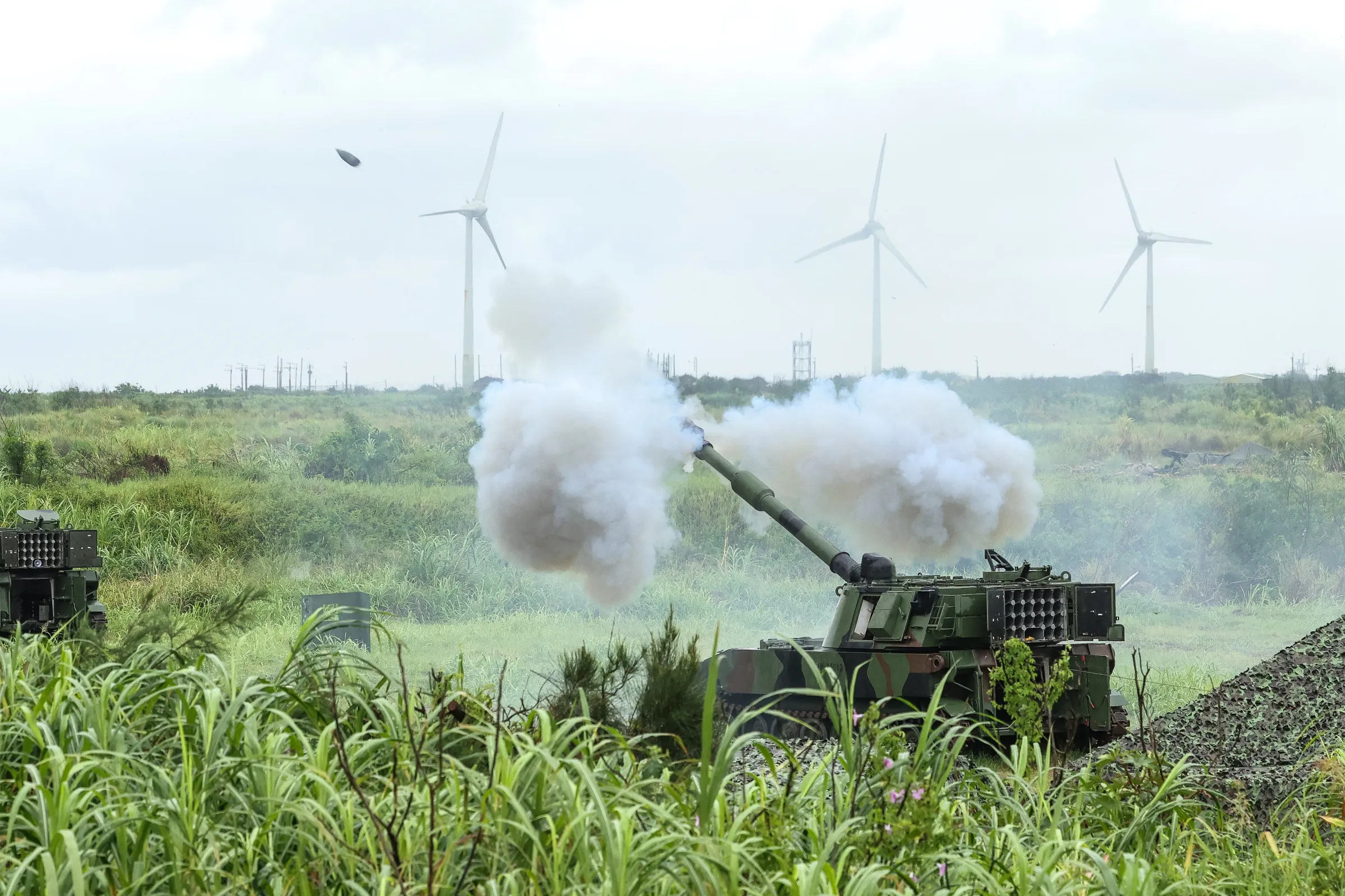 20260609-「國軍115年重砲射擊暨新式武器換裝驗證射擊」，M109A2自走砲。（陳品佑攝）