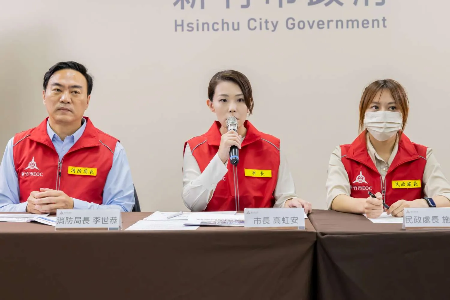 市長高虹安表示，高翠路氣爆案將秉持「救災優先、安置從速、重建從簡」原則，以五大面向全力協助受災民眾度過難關。（圖／新竹市政府提供）