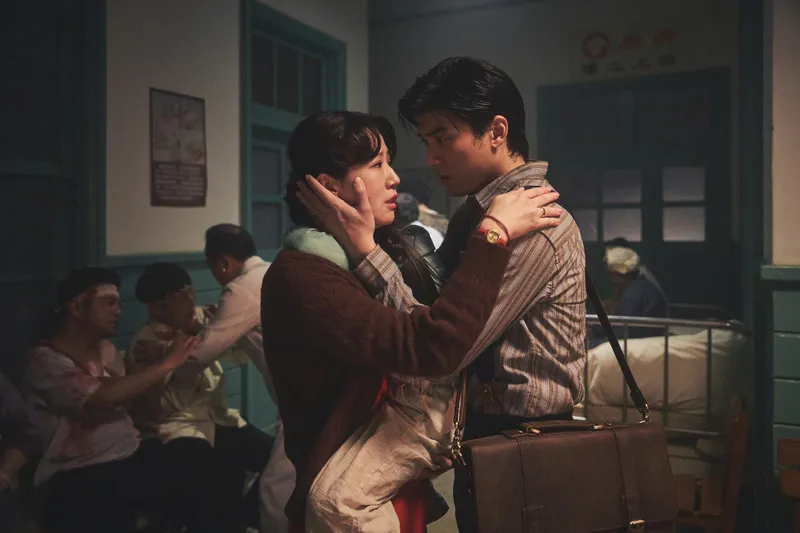 林哲熹、方志友主演戲劇「再見1987」 演員林哲熹（右）、方志友（左）主演影集「再見1987」，2人上演跨越半世紀的虐戀，也為角色苦練台語。（公視台語台提供）中央社記者洪素津傳真115年6月10日