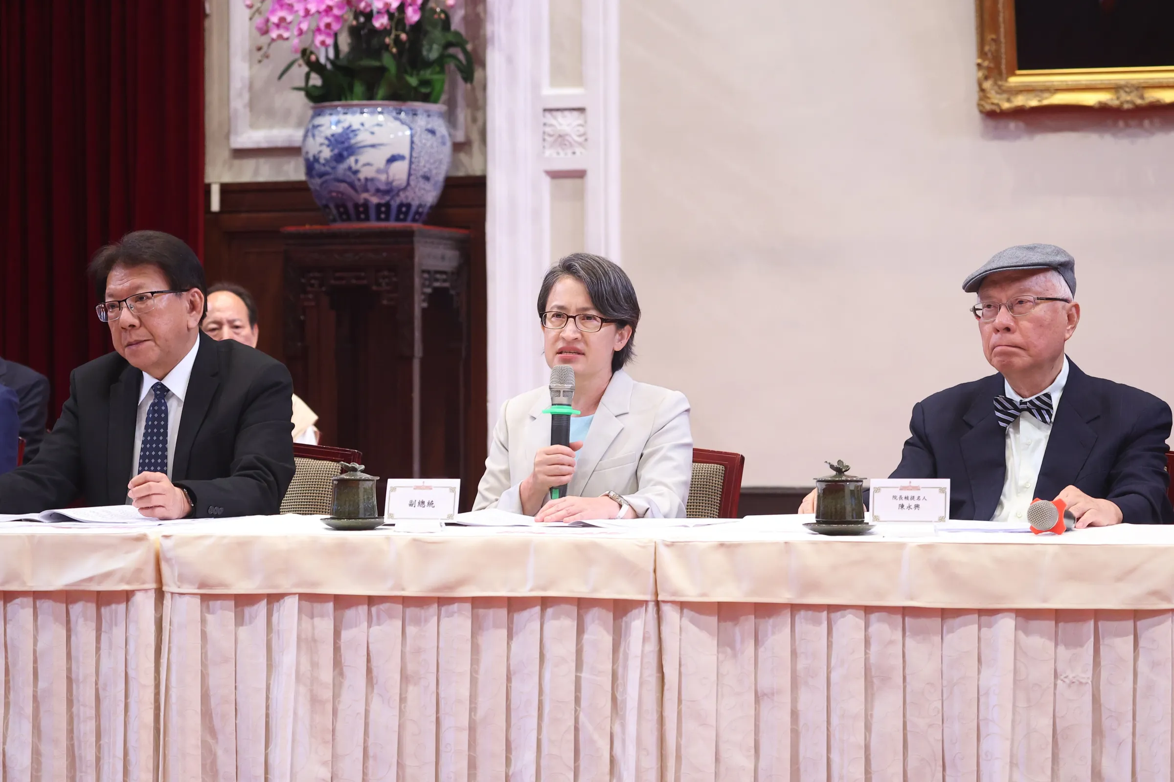 20260611-副總統蕭美琴（中）11日出席「監察院第7屆正、副院長及監察委員被提名人介紹記者會」。（顏麟宇攝）