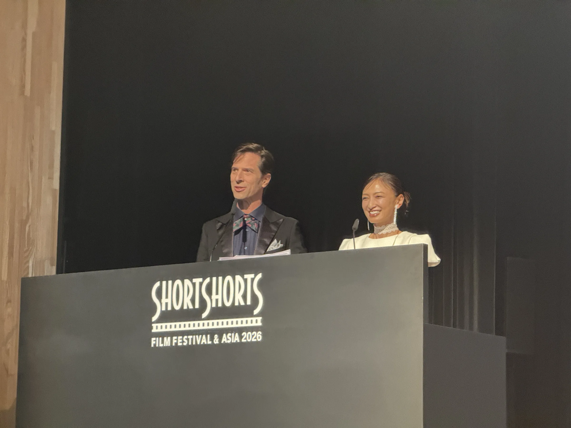 アジア最大級の国際短編映画祭「SSFF & ASIA 2026」の最高賞に韓国のジイン・オ監督作「スピーディ！」が輝き、全編AI制作の新作上映や豪華ゲストの登壇で盛況のうちに閉幕した。黃信維