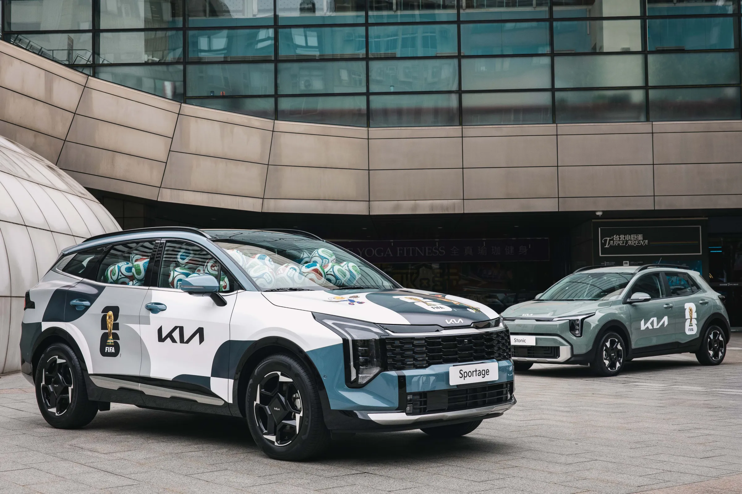 Kia在台邁入品牌新動能紀元，截至目前為止，Kia全車系訂單年成長近60%，油電車型銷售占比亦由21%大幅提升至66%，穩步邁向新能源領導品牌。