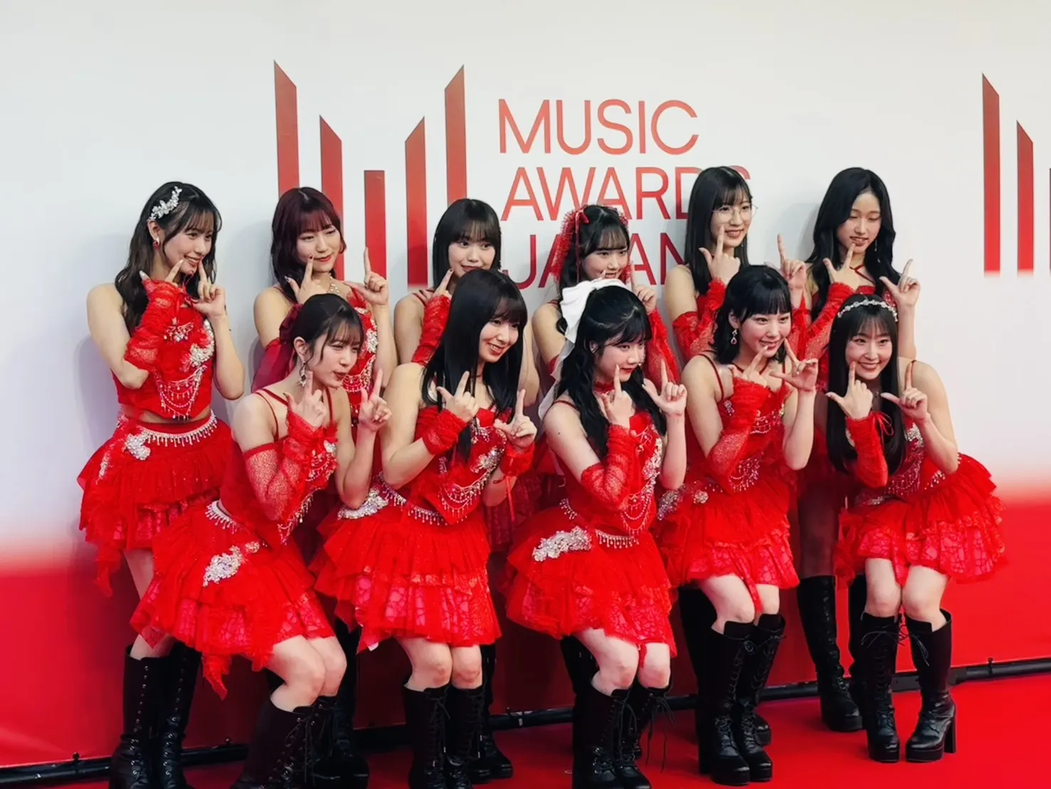 日本最大規模の国際音楽賞「MUSIC AWARDS JAPAN 2026」が全78部門の受賞者を発表し、サカナクションとMrs. GREEN APPLEが大賞を獲得、授賞式の模様は世界へ配信された。黃信維