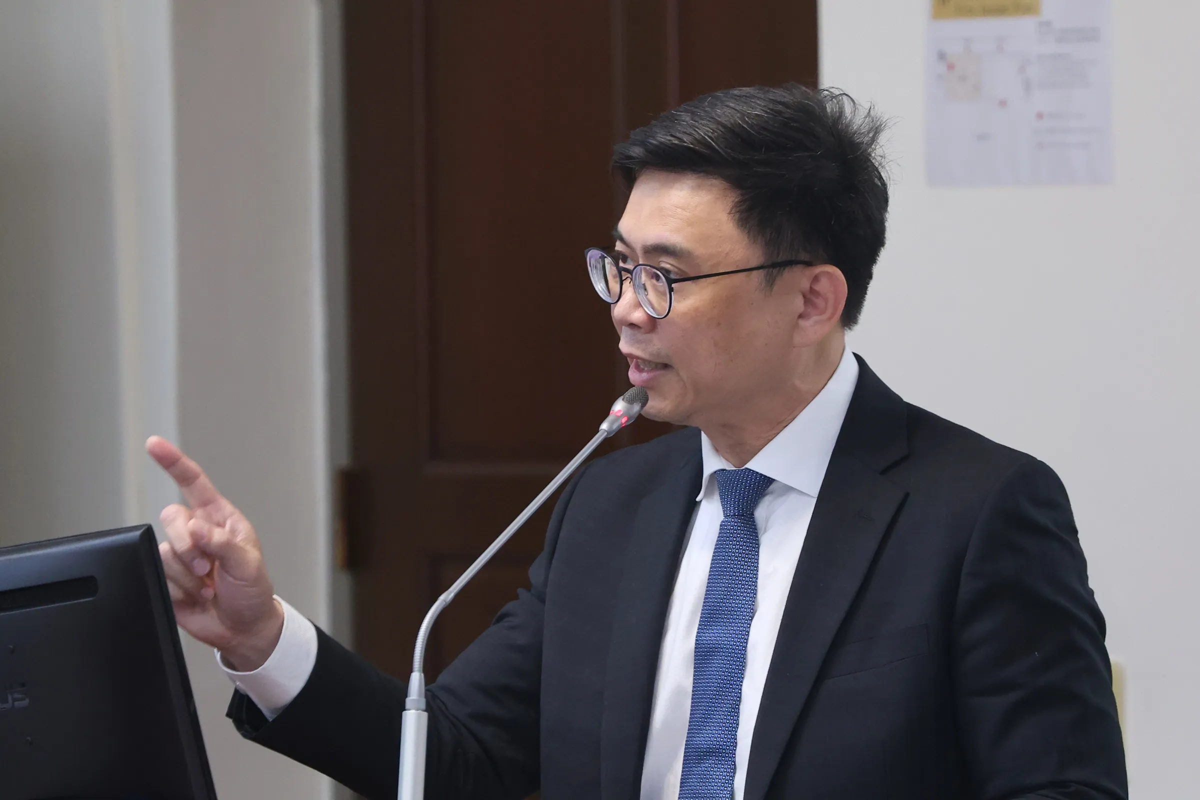 20260617-民進黨立委賴瑞隆17日於經濟委員會質詢。（顏麟宇攝）