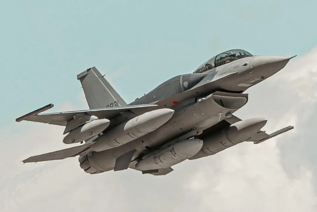 被被目擊飛抵德州沃斯堡海軍航空站聯合預備基地的編號6831 F-16D Block 70雙座機。（取自IG taxiwaymike）