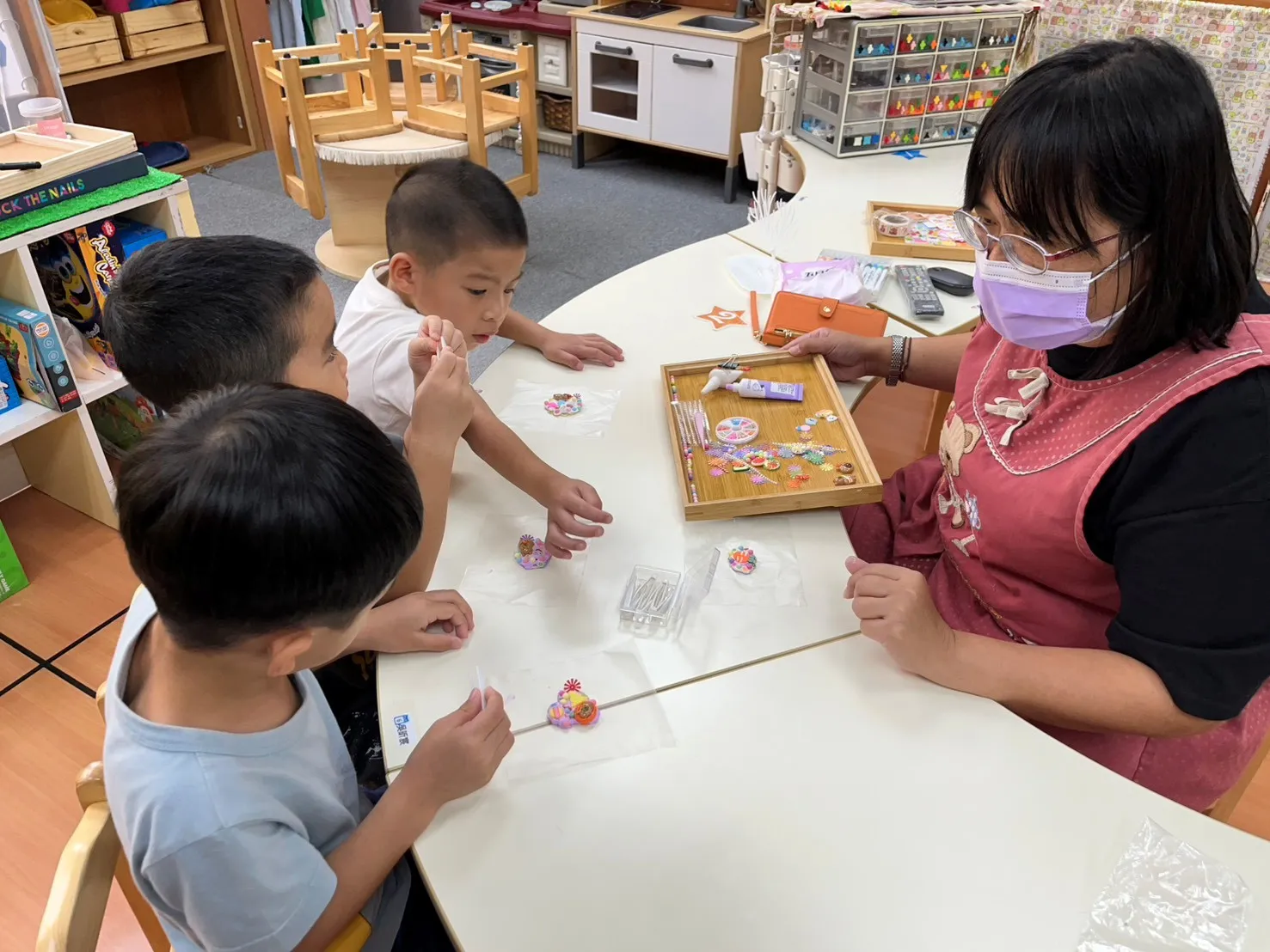 臺中市公幼全面開辦延長照顧服務，完善公幼托育時間。(圖/臺中市政府教育局)(圖片提供/臺中市政府教育局)