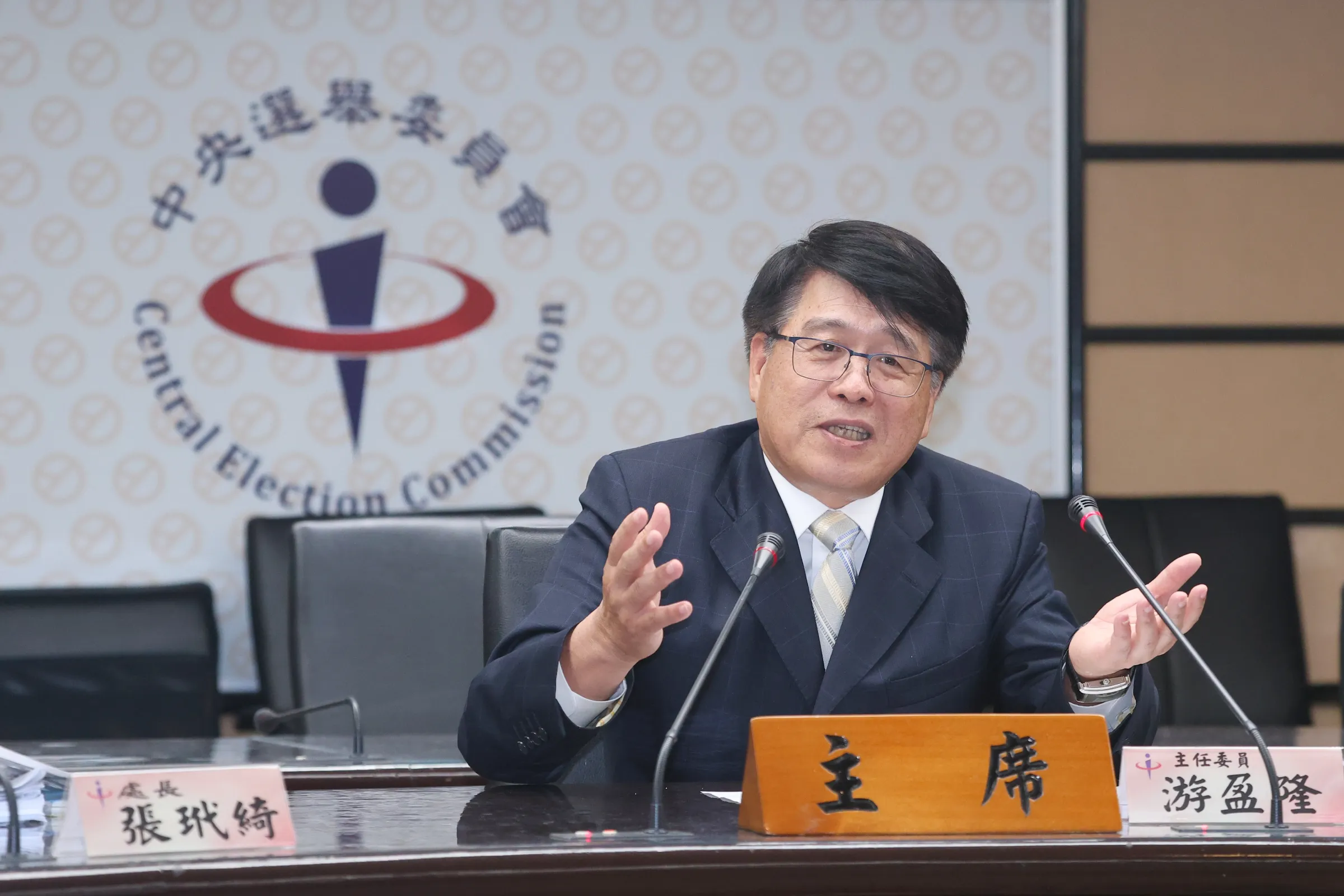 20260629-中選會主委游盈隆29日舉行「向人民報告」記者會。（顏麟宇攝）