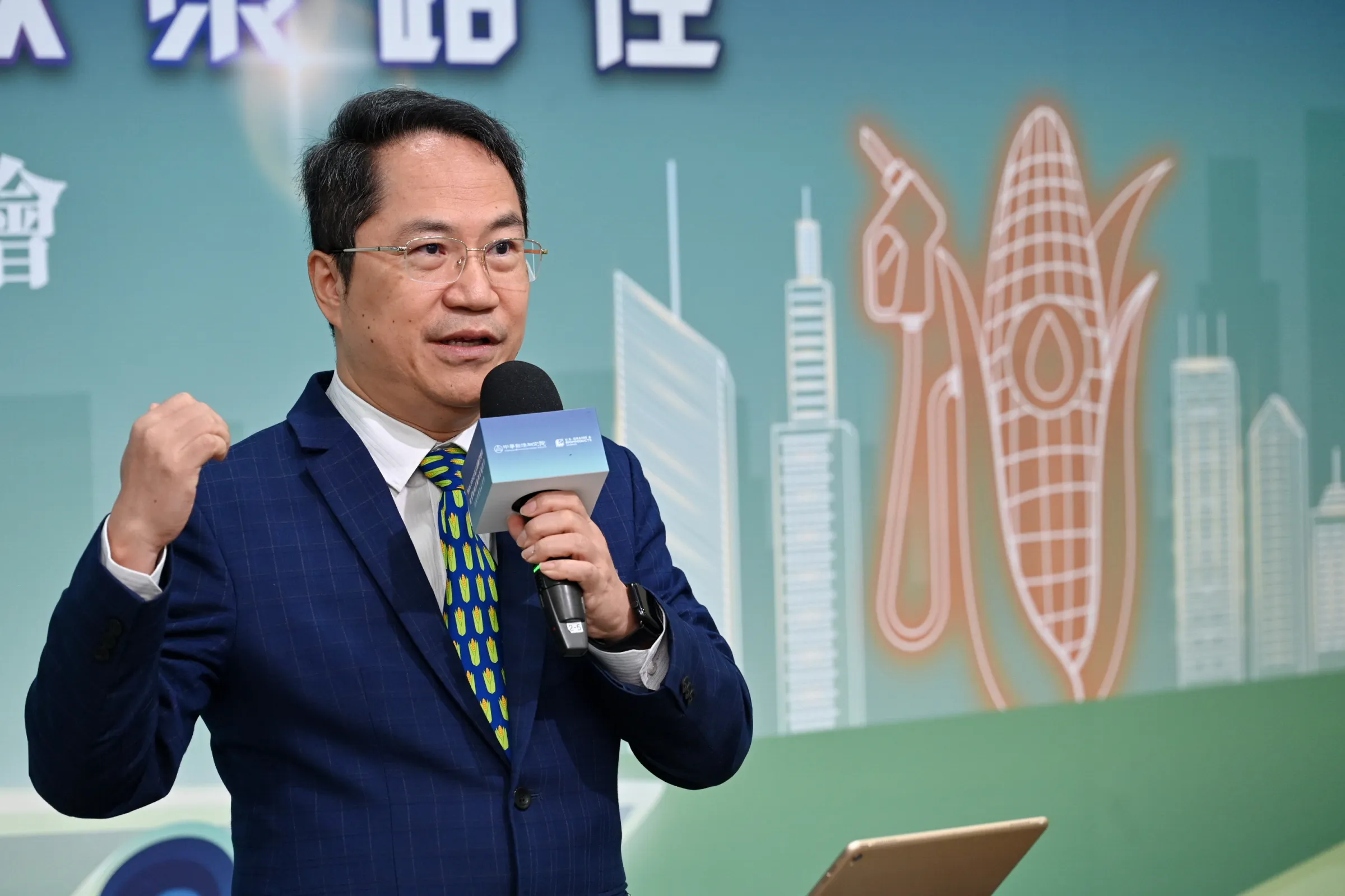美國穀物暨生質產品協會駐台代表盧智卿表示，政府如果能在政策上有所突破，很快就能創造需求、開拓市場，並且帶動投資環境。 