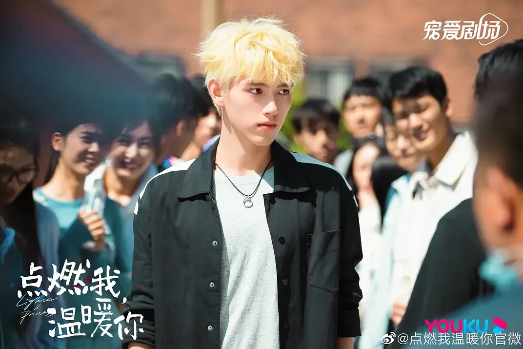Netflix高評價甜寵陸劇推薦：陳飛宇、張婧儀《點燃我，溫慢你》／評價分數：7.7（圖／取自微博）